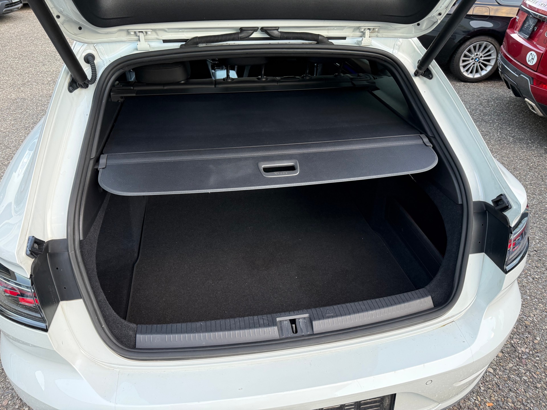 VW Arteon SB 2.0 TSI R-Line 4Motion DSG-image-18