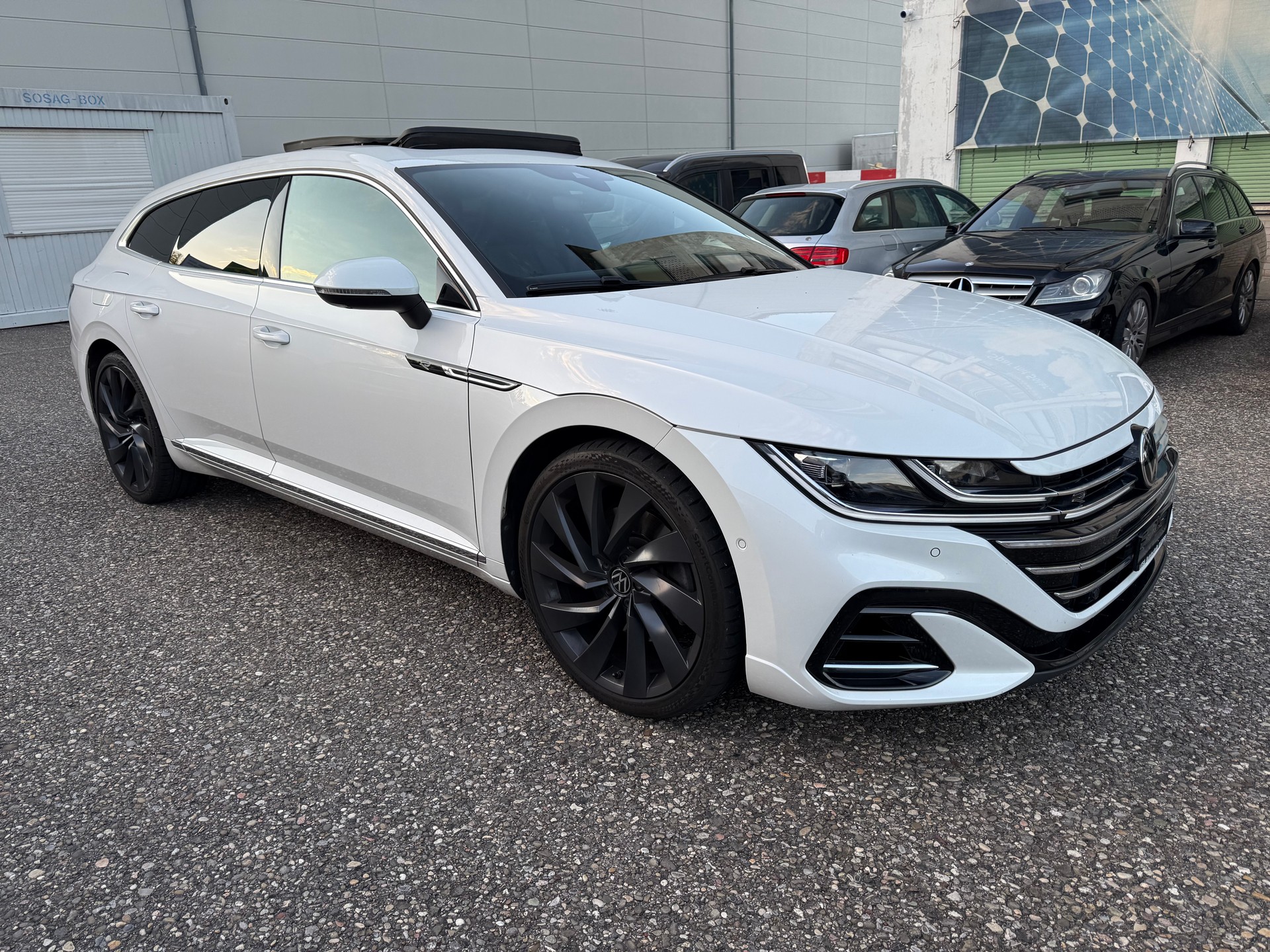 VW Arteon SB 2.0 TSI R-Line 4Motion DSG-image-1