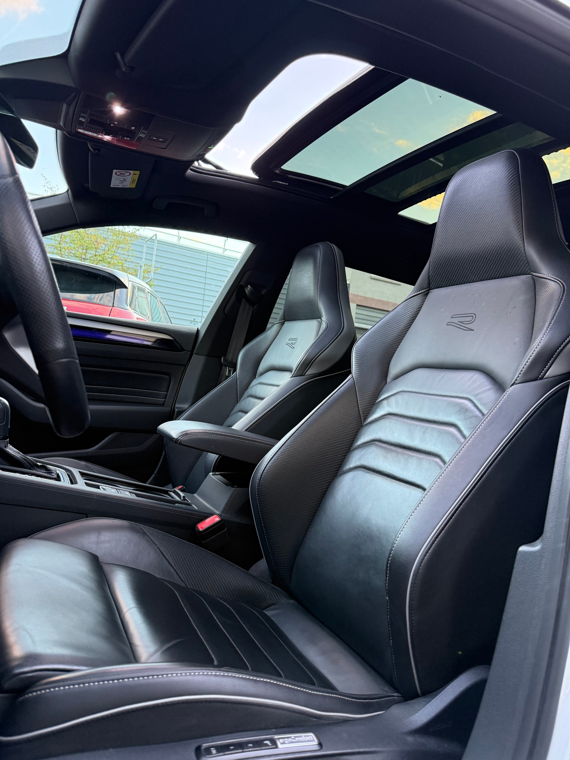 VW Arteon SB 2.0 TSI R-Line 4Motion DSG-image-9