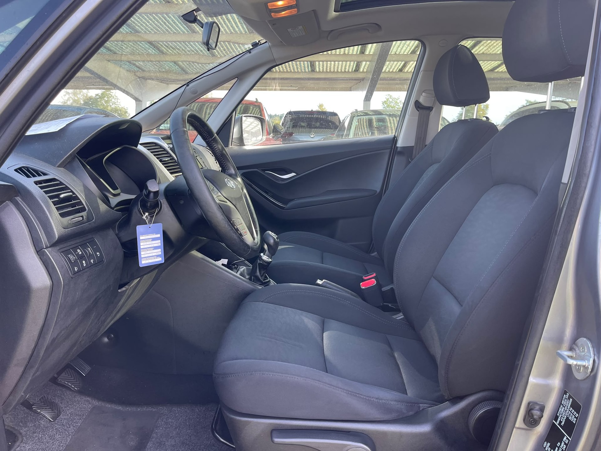 HYUNDAI iX20 1.6 Style-image-9