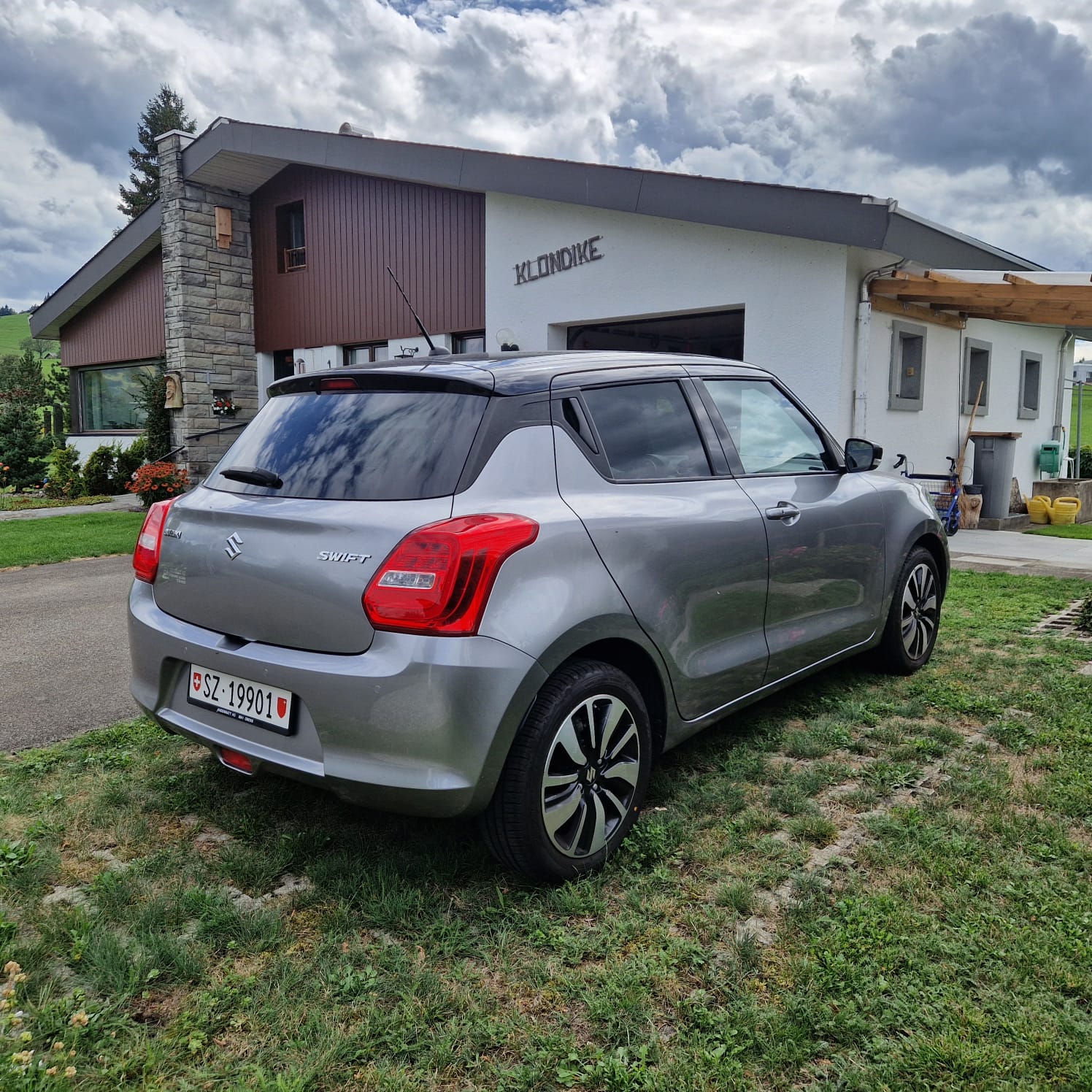 SUZUKI 1.0 T Compact Top-image-4