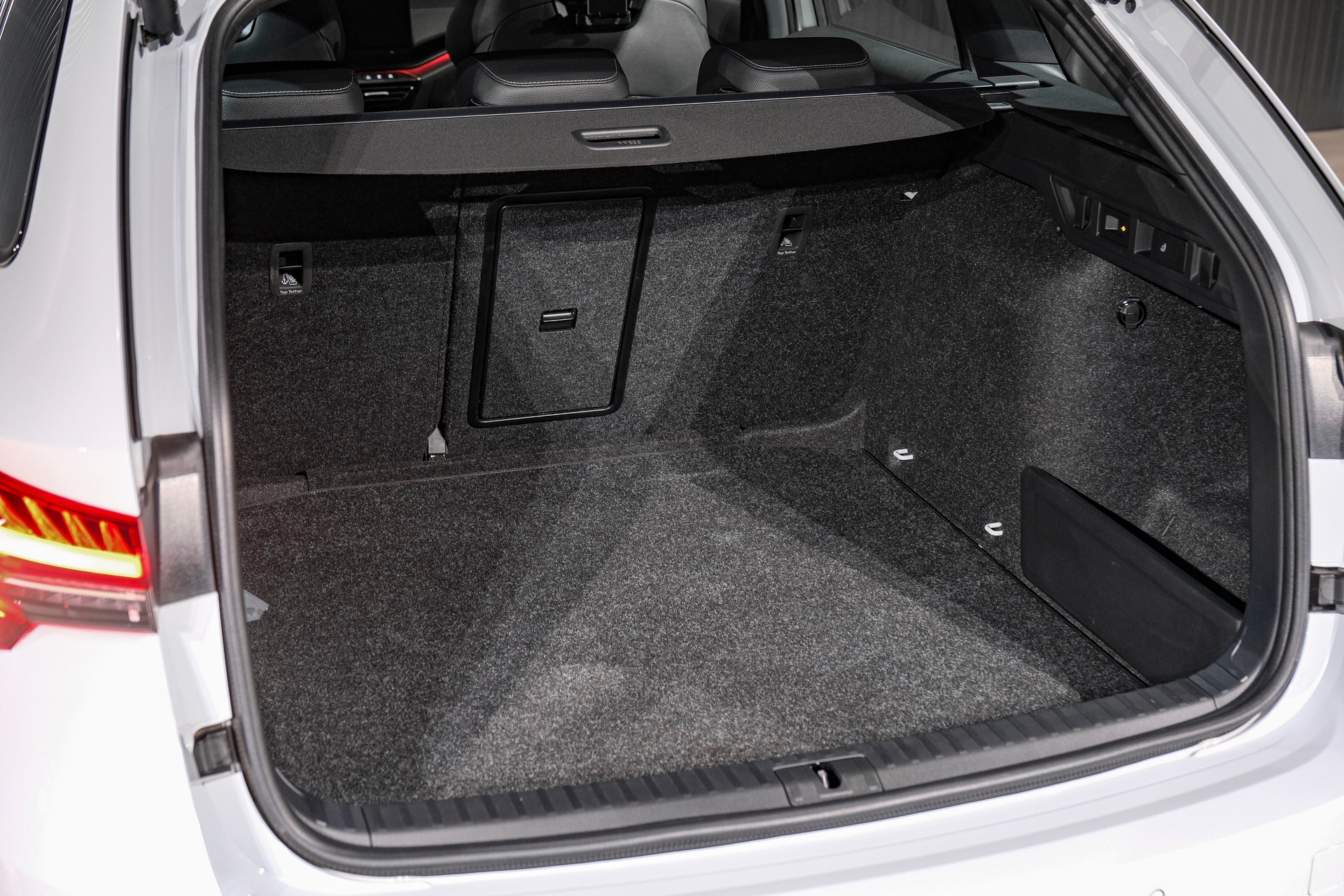 SKODA Octavia Combi 1.5 TSI mHEV DSG SportLine-image-22