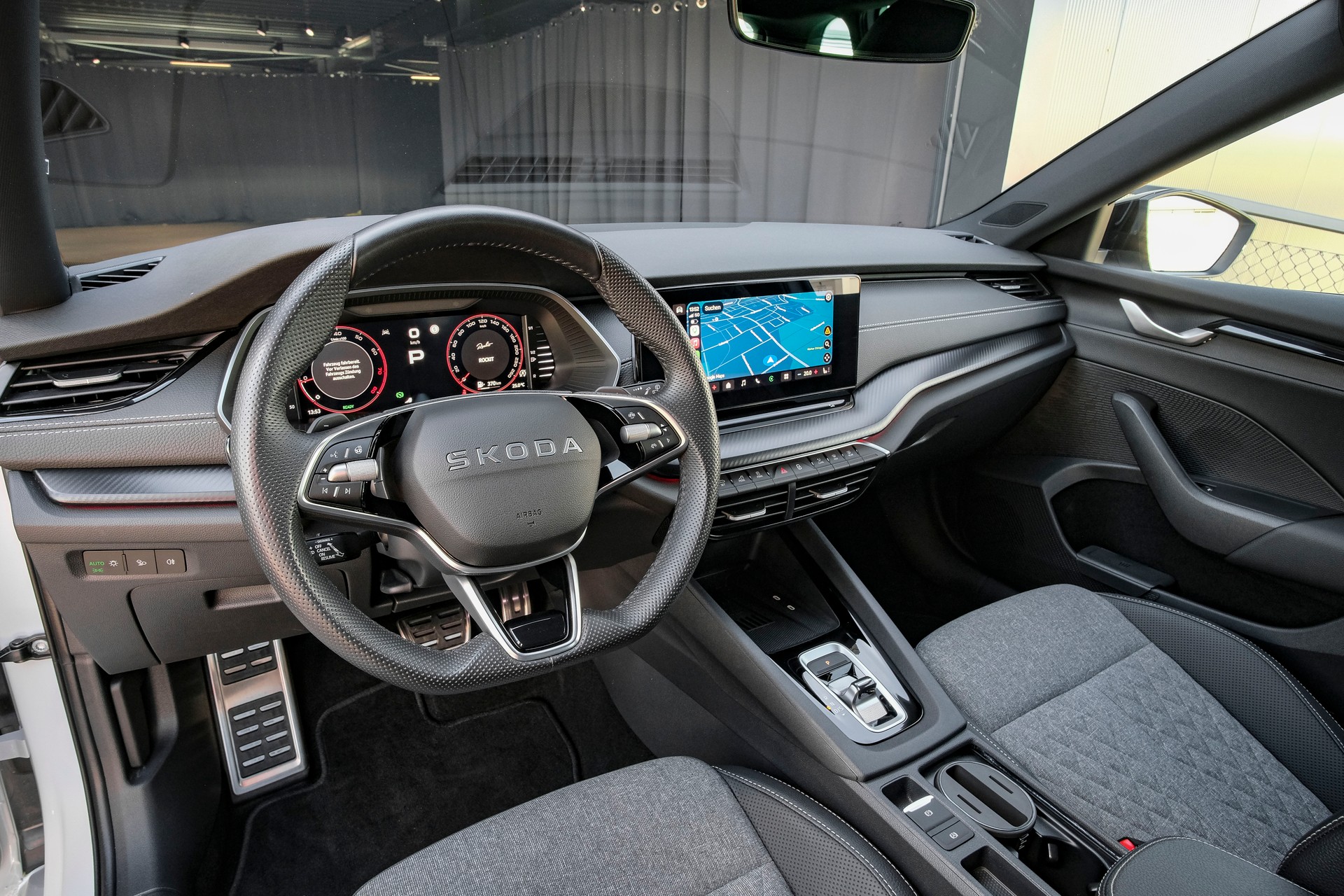 SKODA Octavia Combi 1.5 TSI mHEV DSG SportLine-image-12