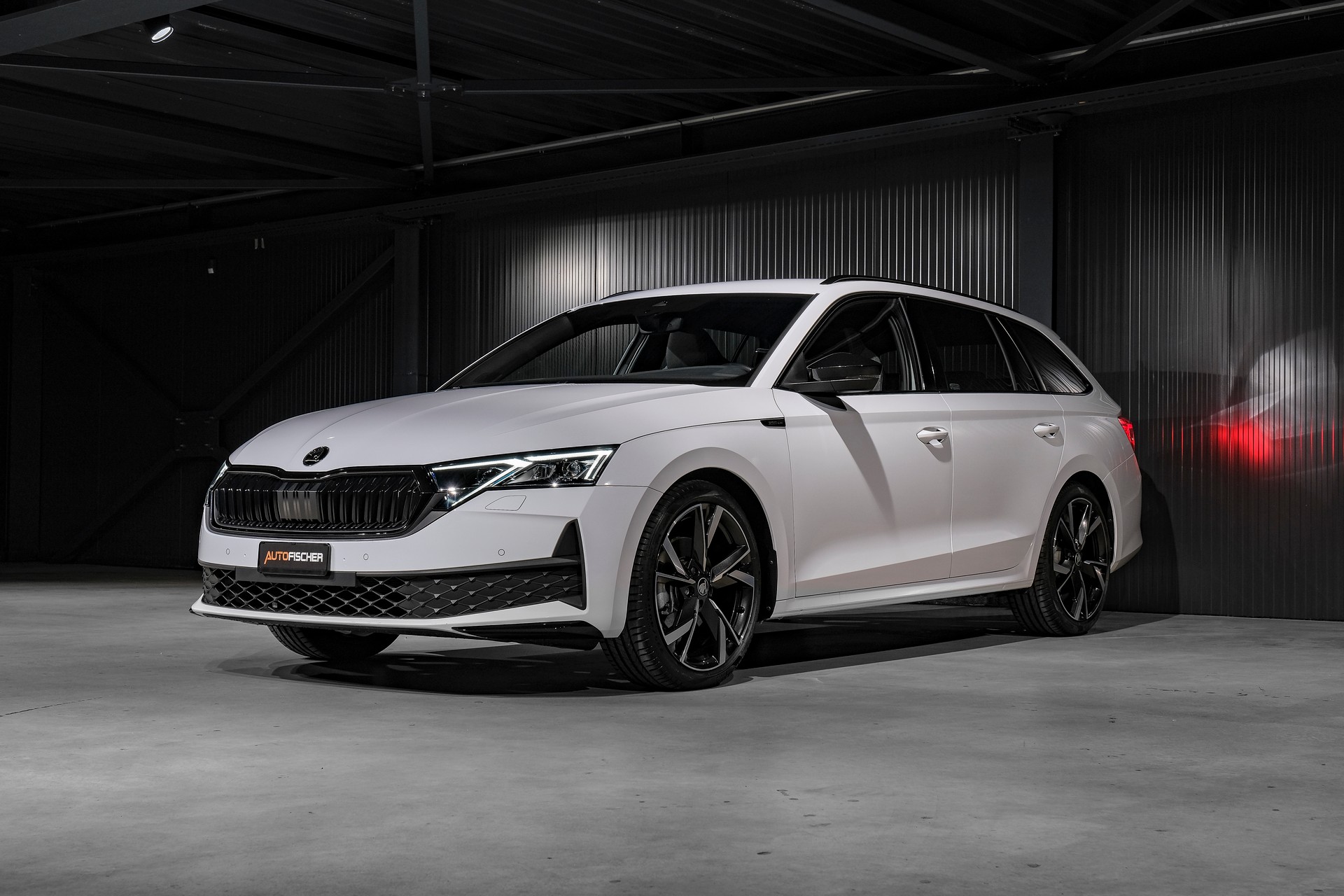 SKODA Octavia Combi 1.5 TSI mHEV DSG SportLine-showroom-element-3