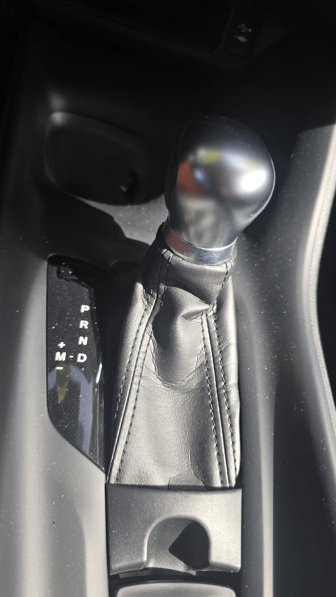 TOYOTA C-HR 1.2 Turbo Style 4WD Multidrive S 8 alu, 1.Hand, 1ere main, CH AUTO, 8 service OK Toyota CH-image-8