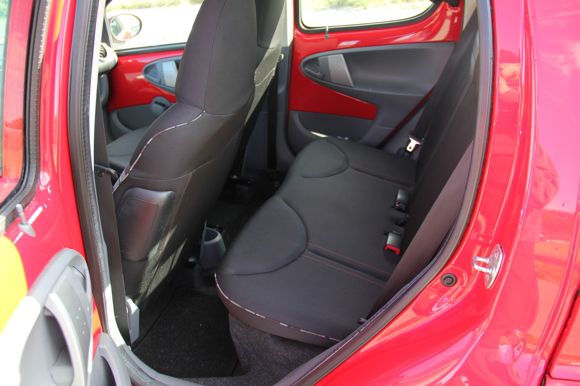 CITROEN C1 1.0i Chic SensoDrive-image-8