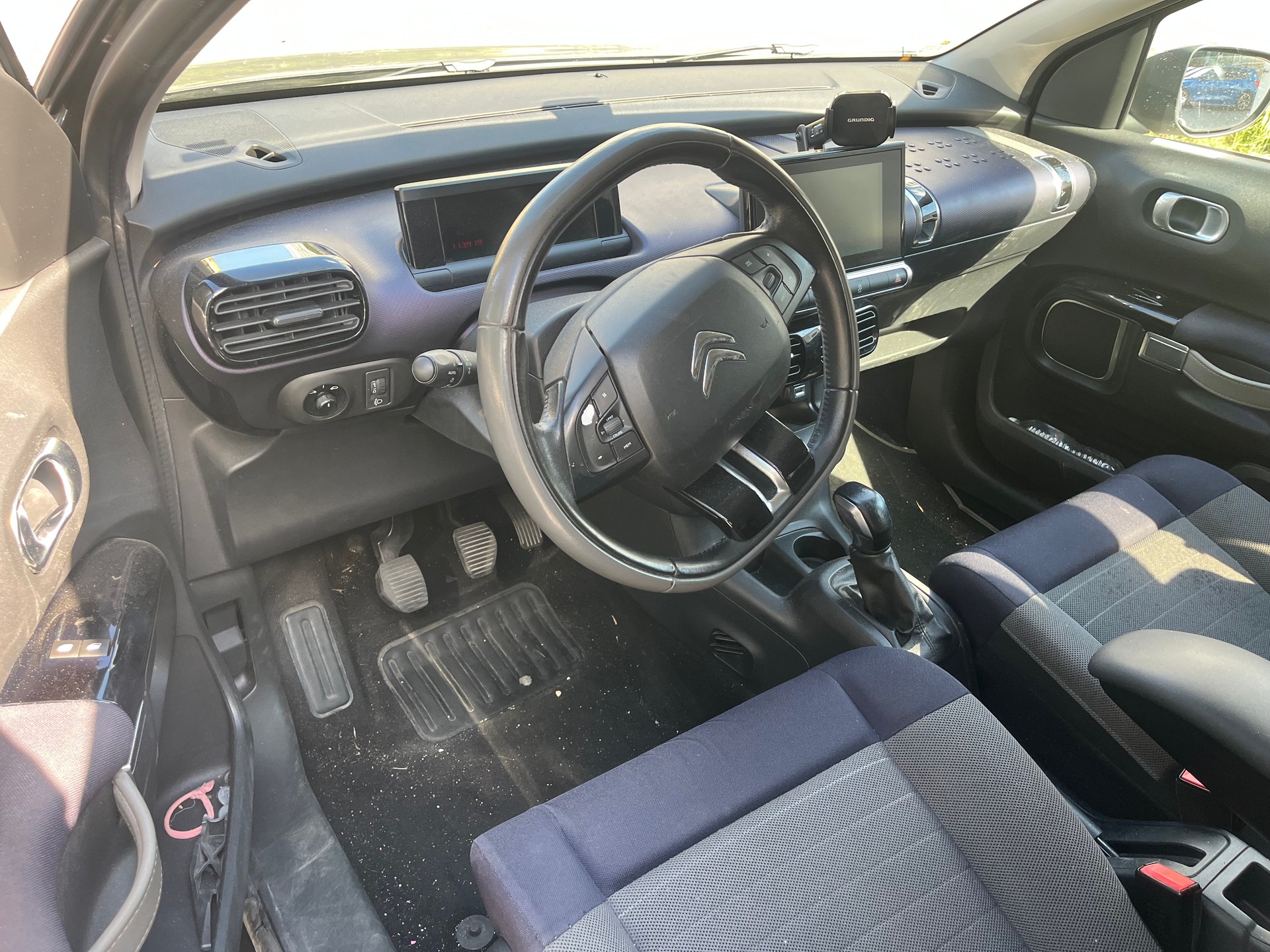 CITROEN C4 Cactus 1.2 e-THP Shine Edition-image-9