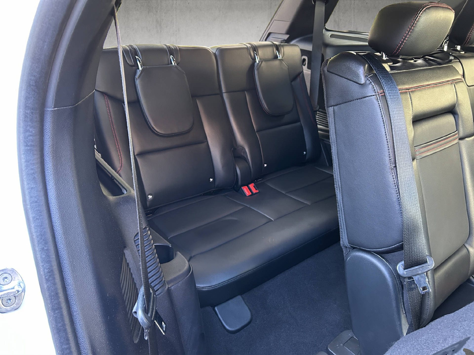 FORD Explorer 3.0 V6 Plug-in Hybrid ST-Line-image-19