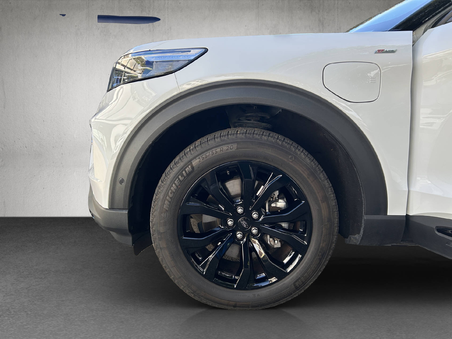 FORD Explorer 3.0 V6 Plug-in Hybrid ST-Line-image-22