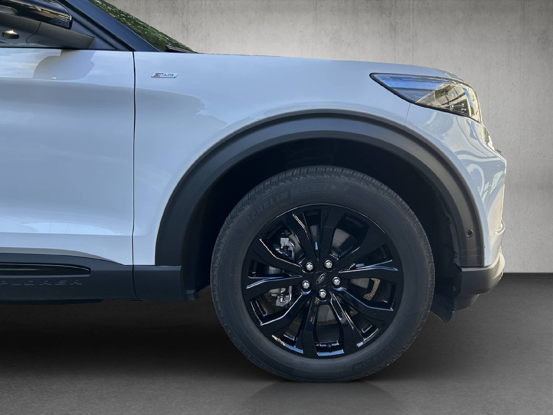 FORD Explorer 3.0 V6 Plug-in Hybrid ST-Line-image-25