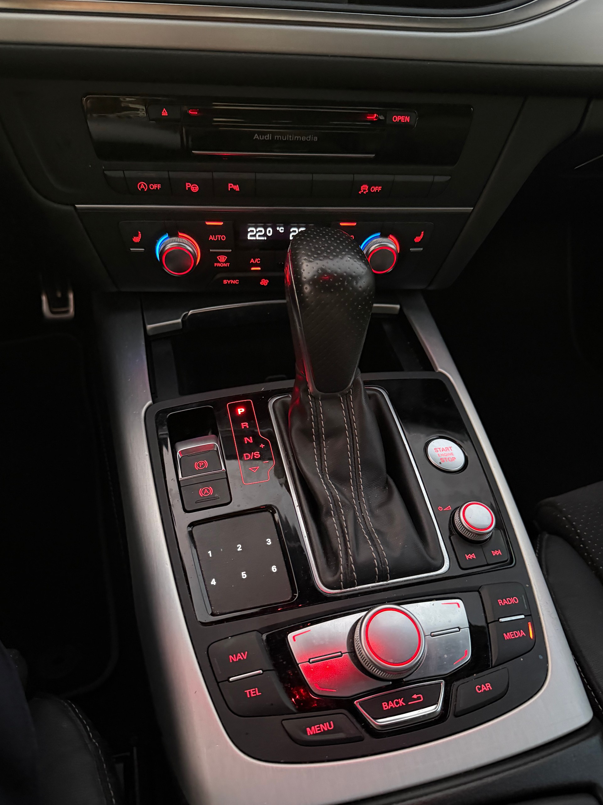 AUDI A6 Limousine 3.0 TDI V6 quattro S-tronic-image-9