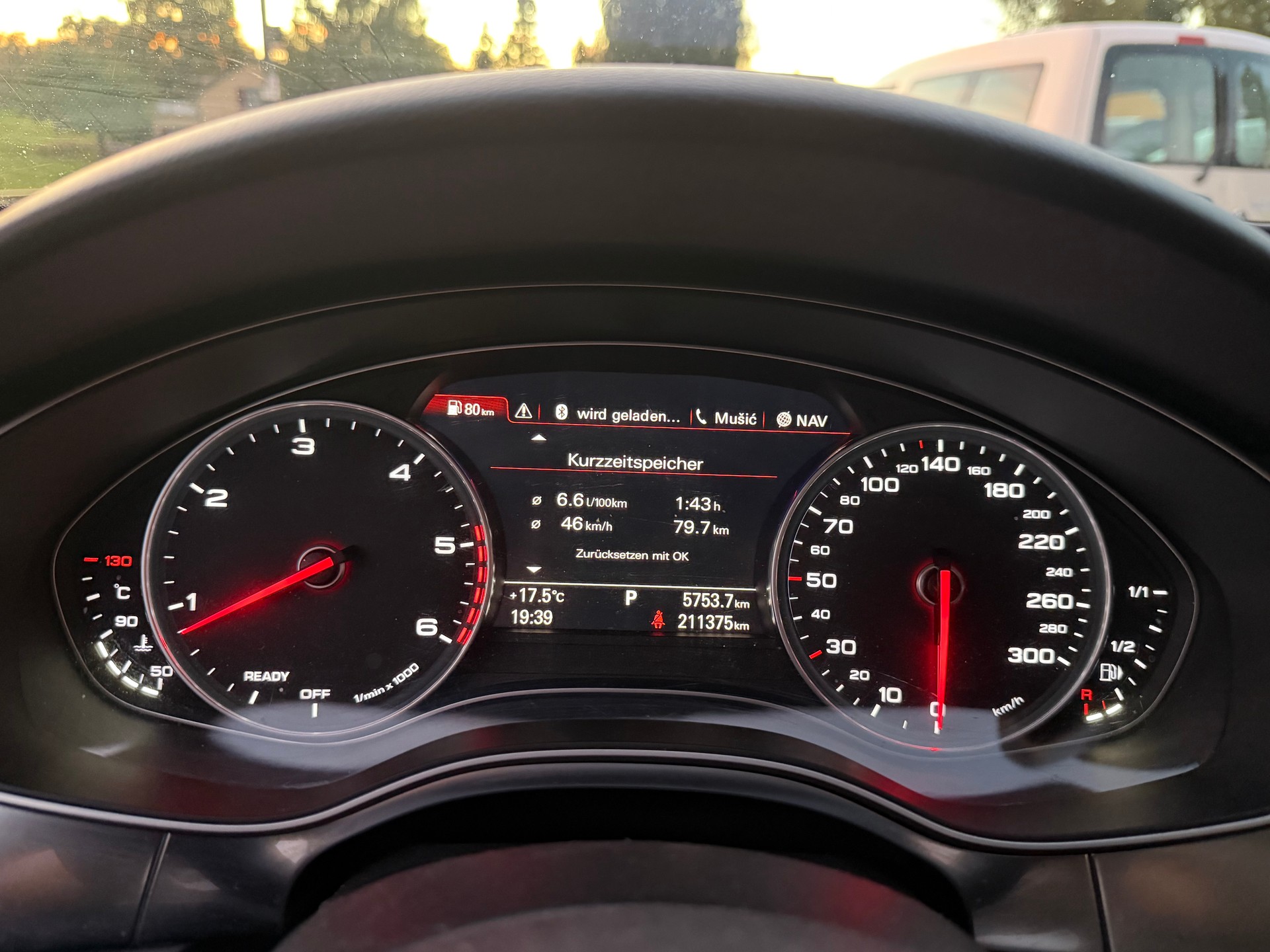 AUDI A6 Limousine 3.0 TDI V6 quattro S-tronic-image-12