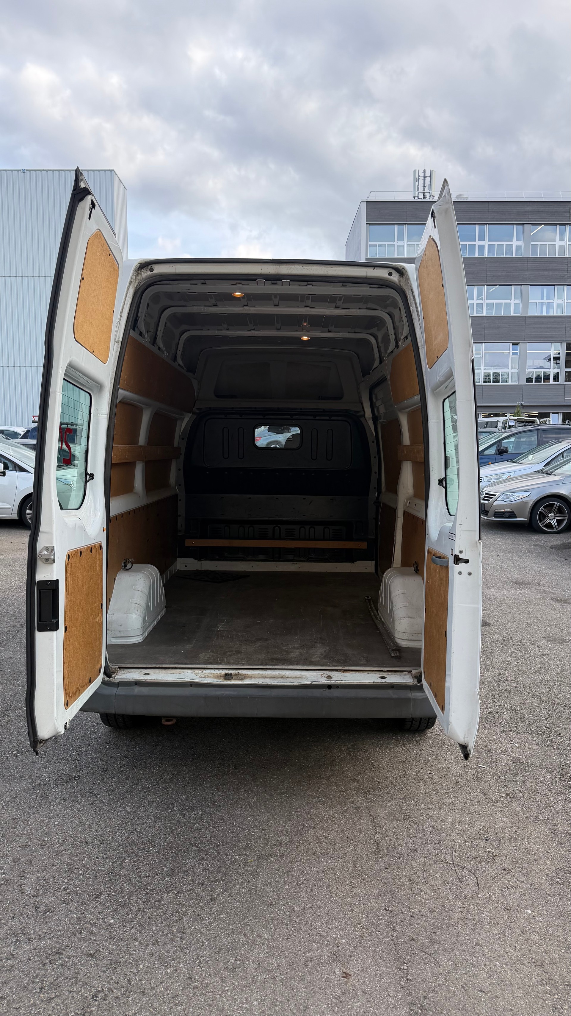 FORD Transit 2.2 TDCi 350 M Trend-image-6
