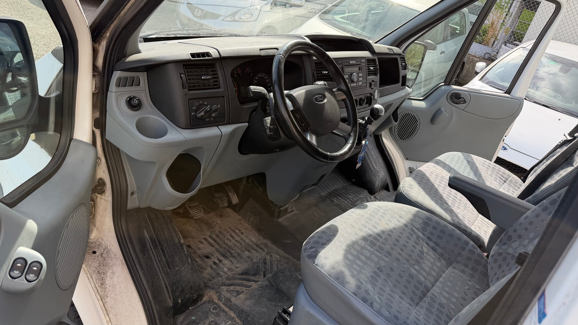FORD Transit 2.2 TDCi 350 M Trend-image-8