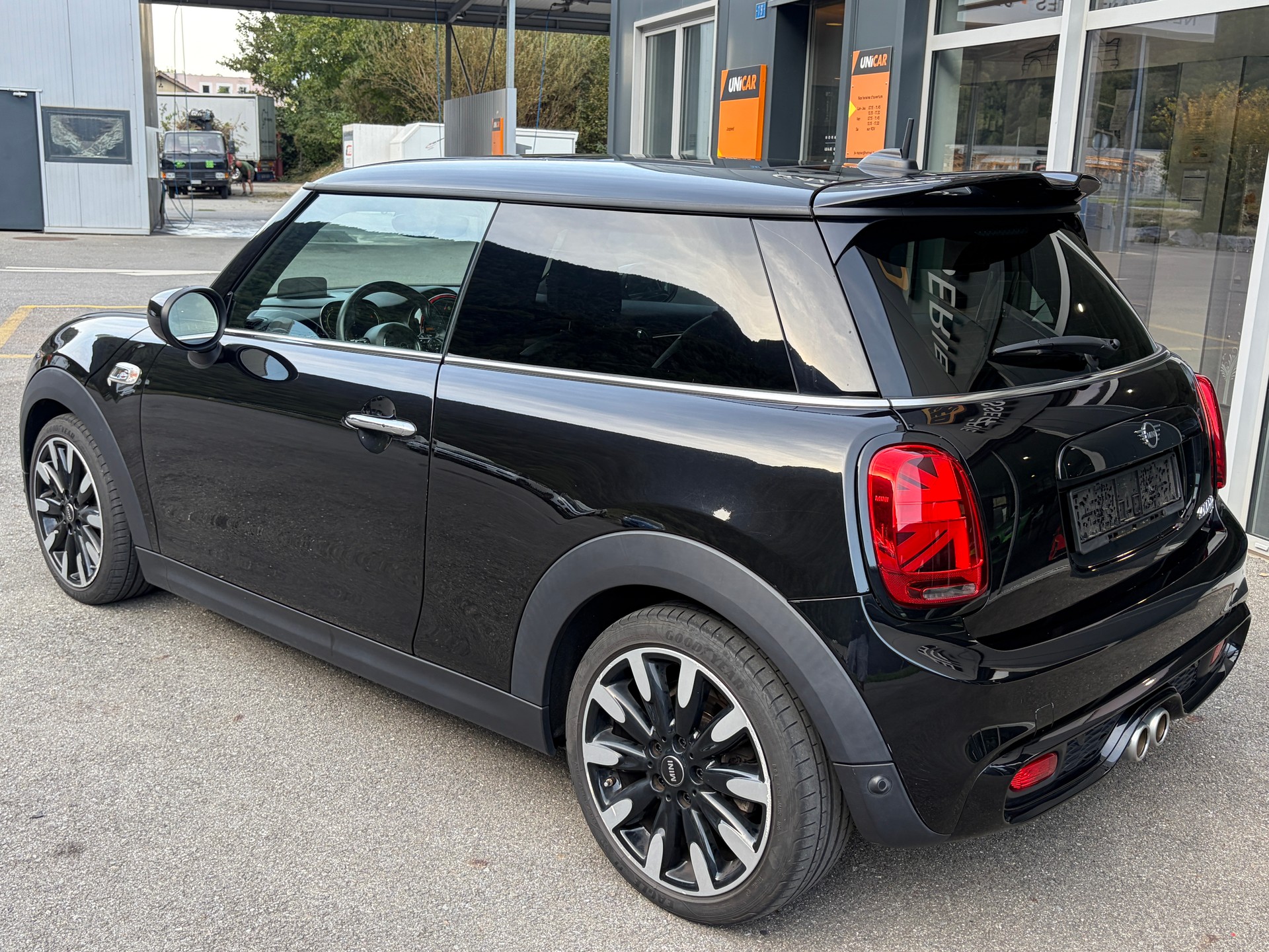 MINI Cooper S Steptronic DKG-image-3