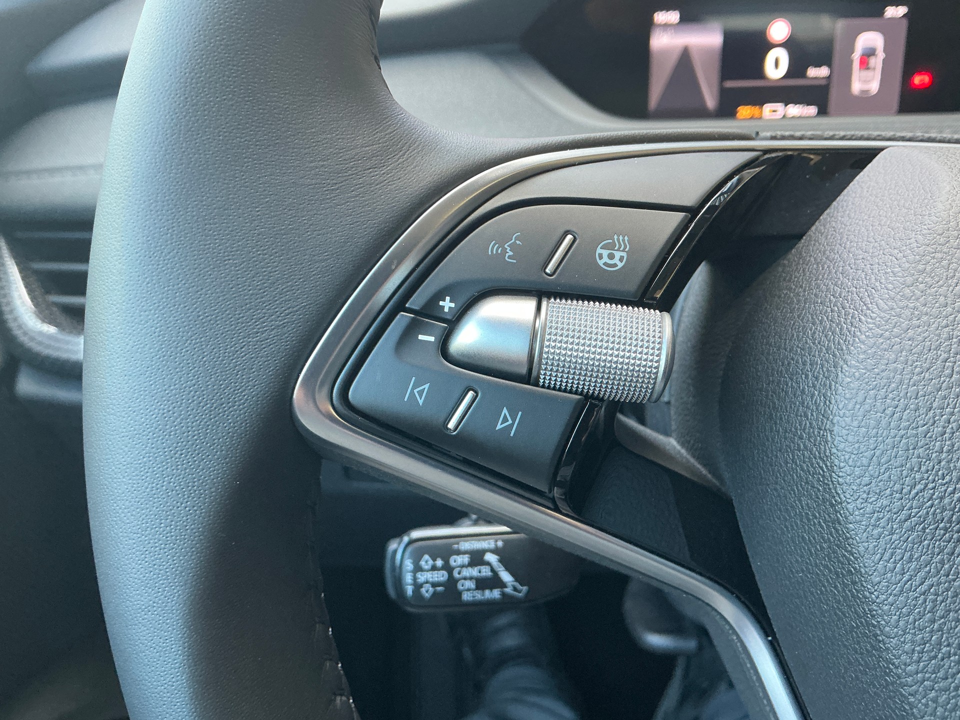 SKODA Elroq 60 Essence-image-11