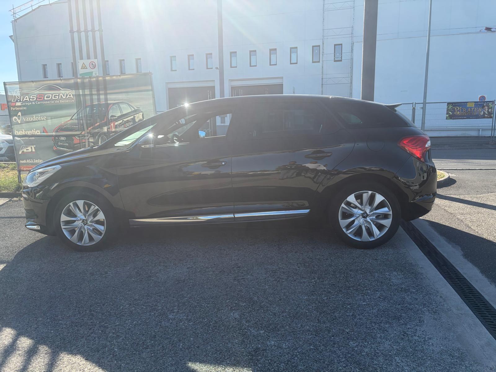 DS AUTOMOBILES DS5 2.0 e-HDi Faubourg Addict Automatic-image-4