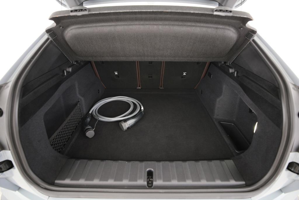 BMW iX2 30 xDrive - FAHRSCHULWAGEN - VOITURE D'AUTO-ECOLE - AUTO DELLA SCUOLA GUIDA-image-12