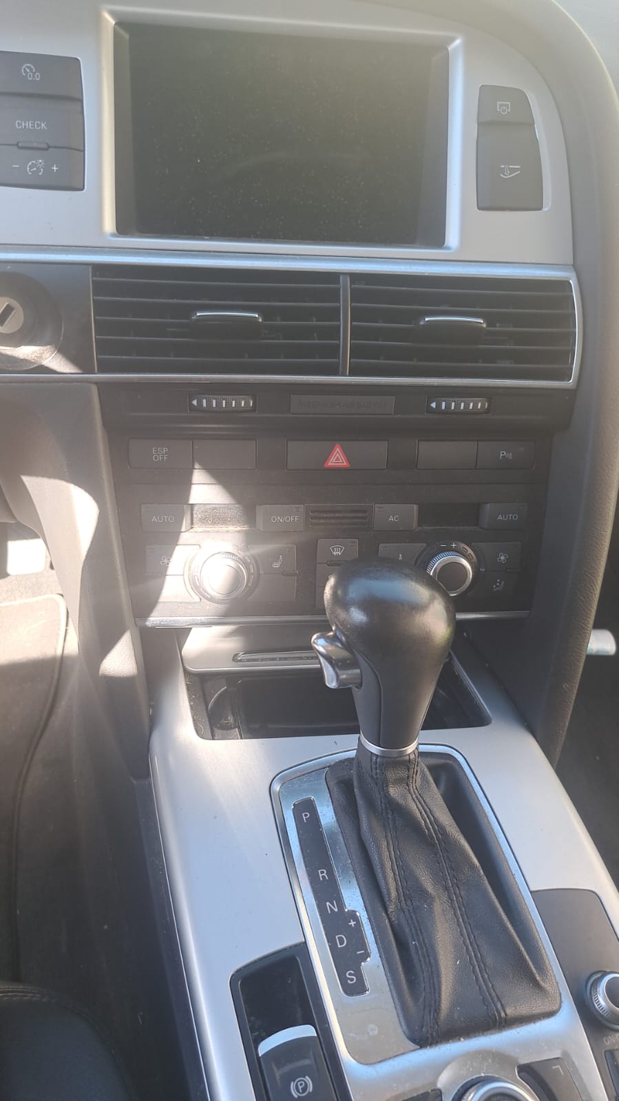 AUDI A6 Avant 2.7 V6 TDI-image-7