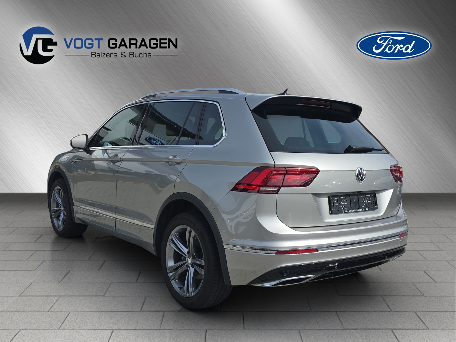 VW Tiguan 2.0 TSI Highline DSG-image-3