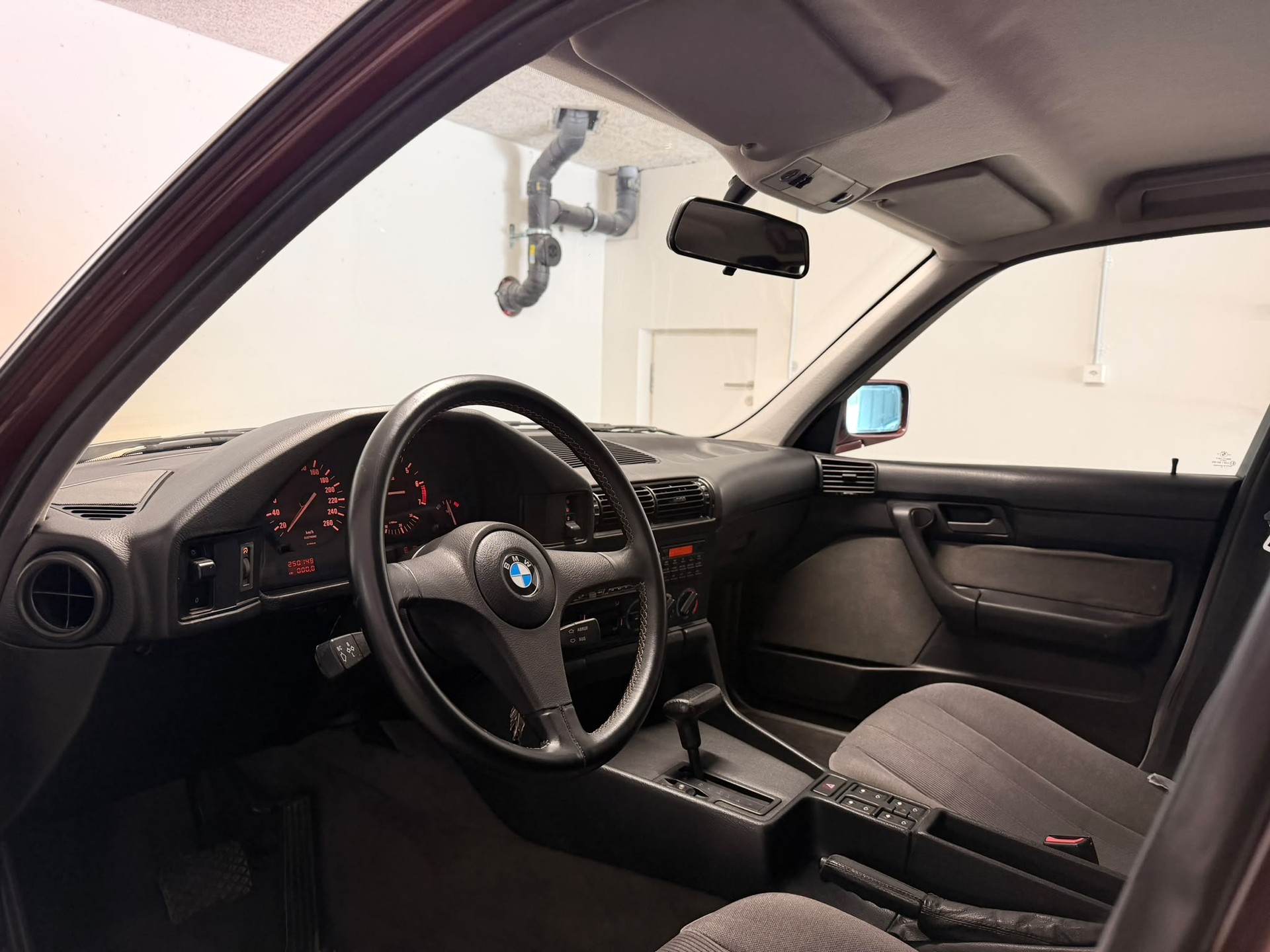 BMW 535i E34-image-9