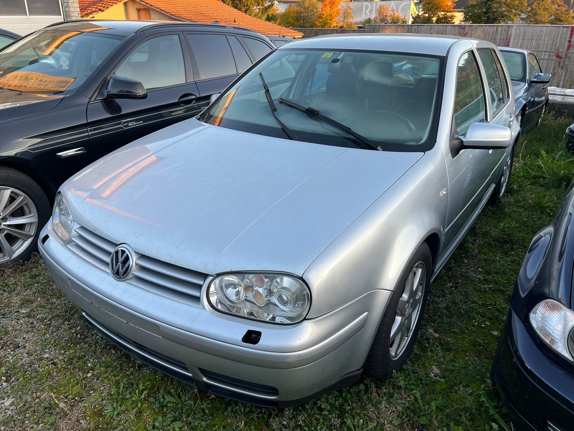 VW Golf 2.8 Highline 4Motion-image-1