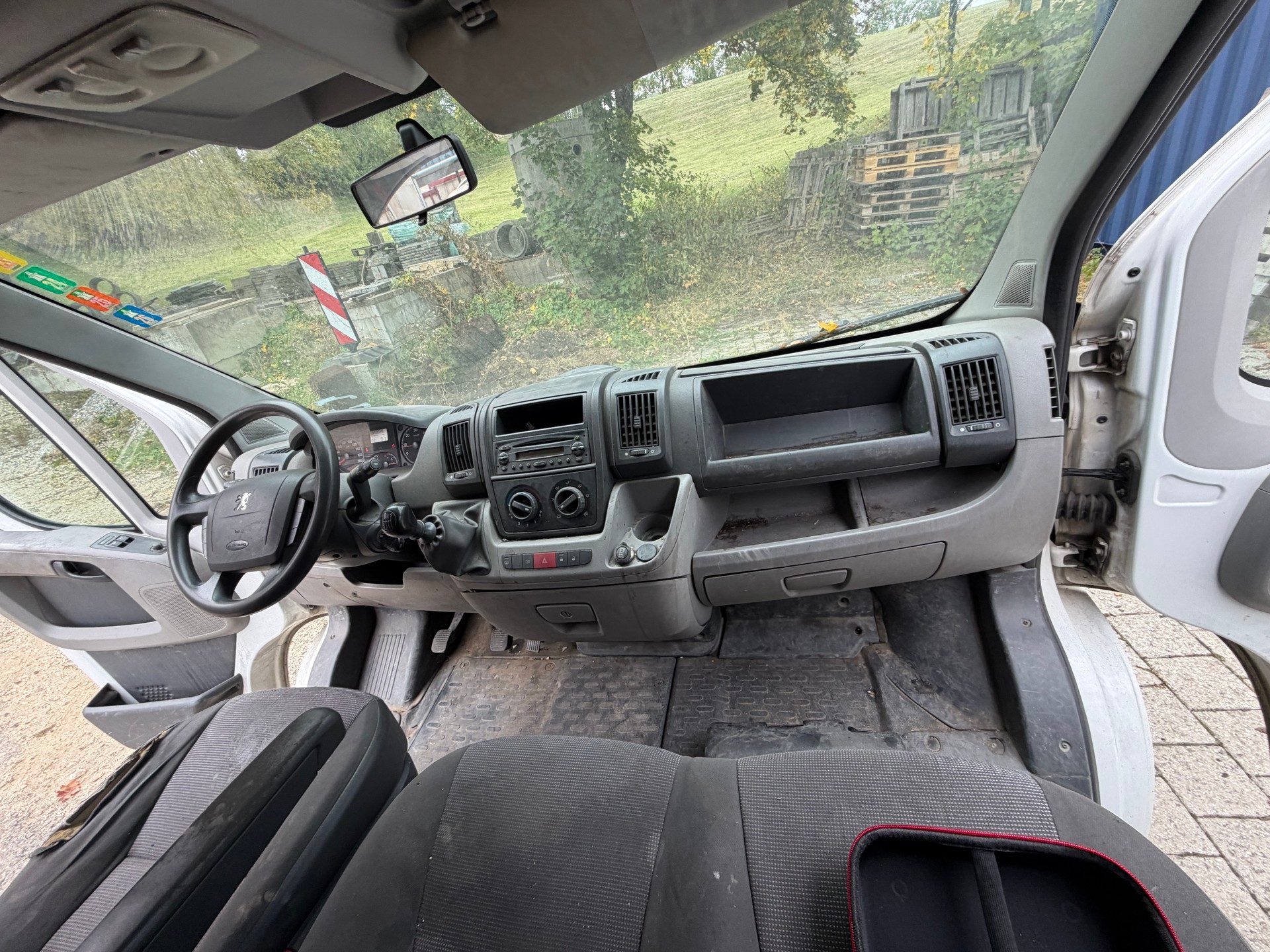 PEUGEOT Boxer 2.2 HDI 333 L2H1-image-9