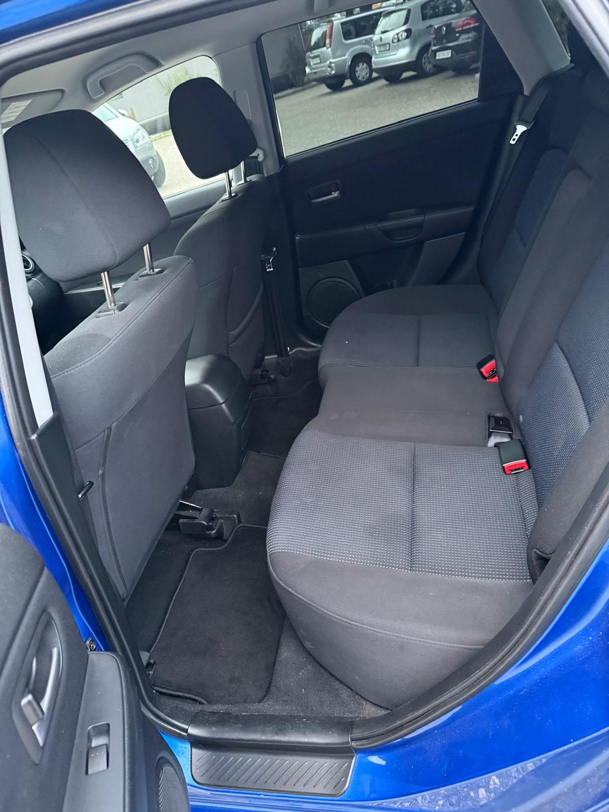 MAZDA 3 1.6 16V Confort-image-8