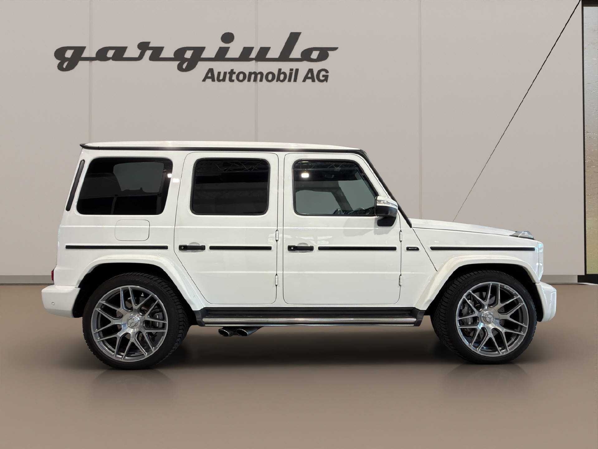 MERCEDES-BENZ G 63 AMG-image-3