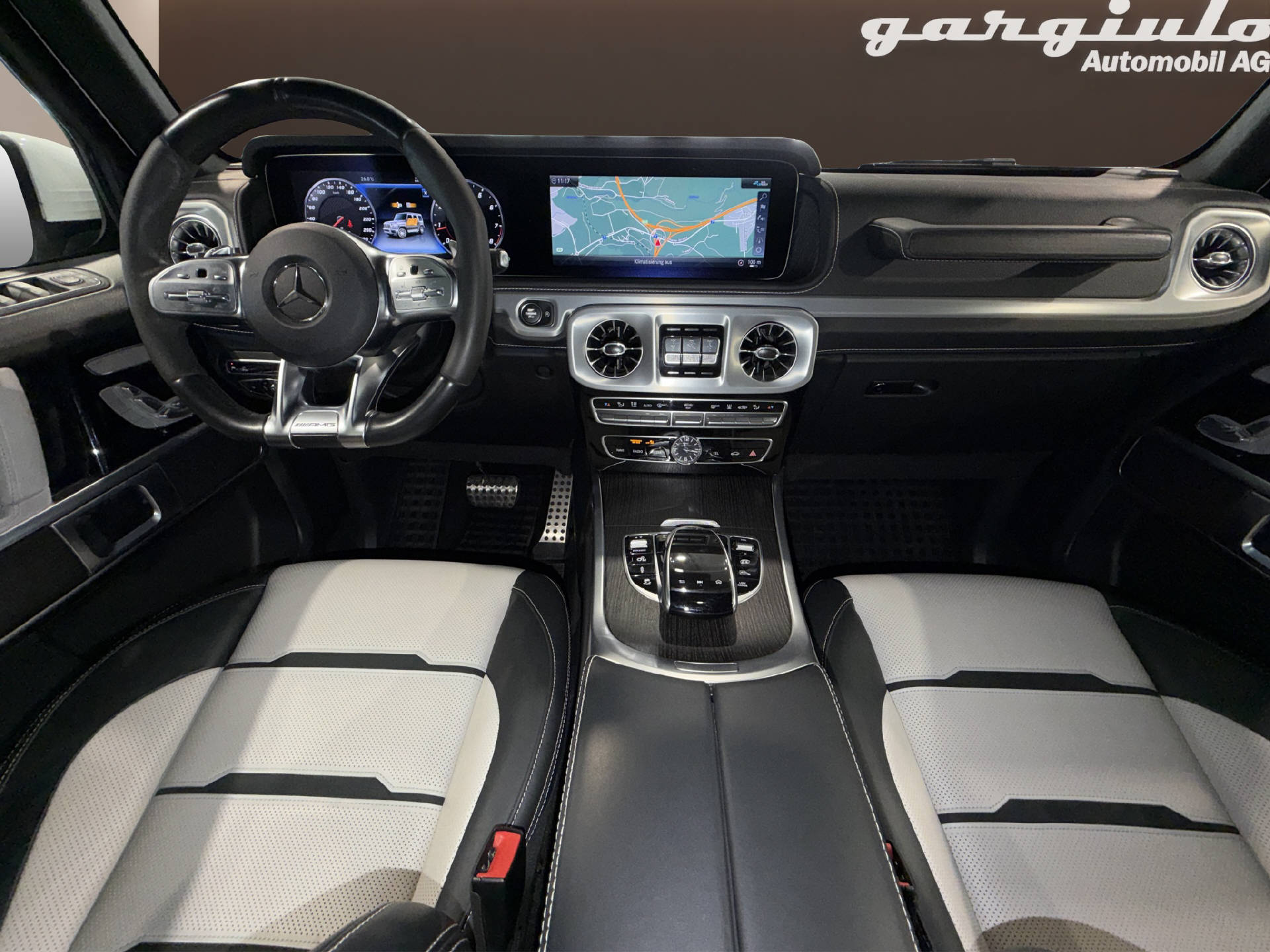 MERCEDES-BENZ G 63 AMG-image-13