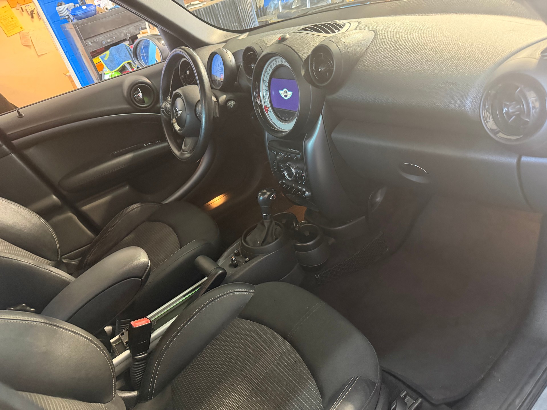MINI Countryman Cooper SD ALL4 Steptronic-image-12