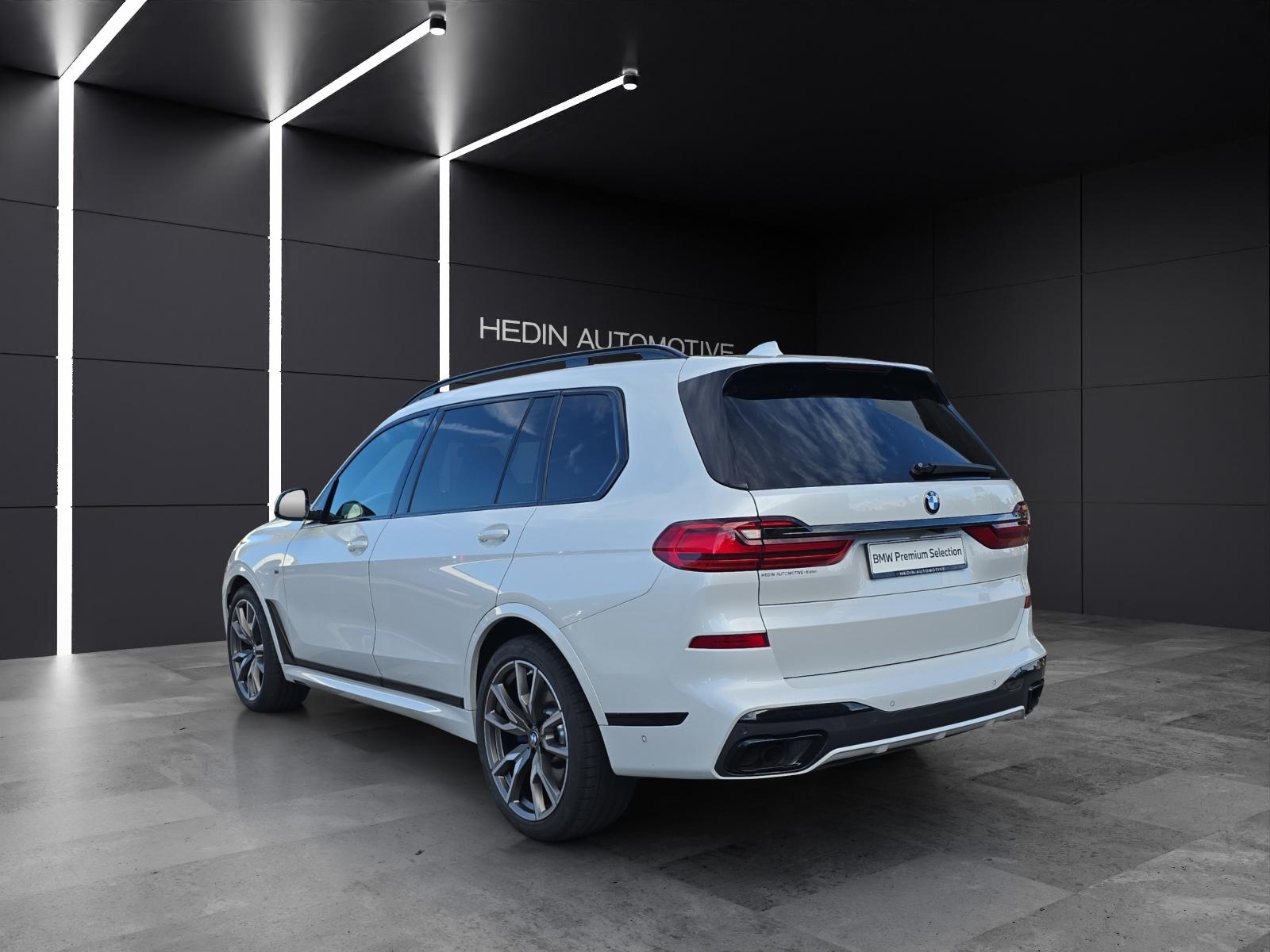 BMW X7 M50i-image-2