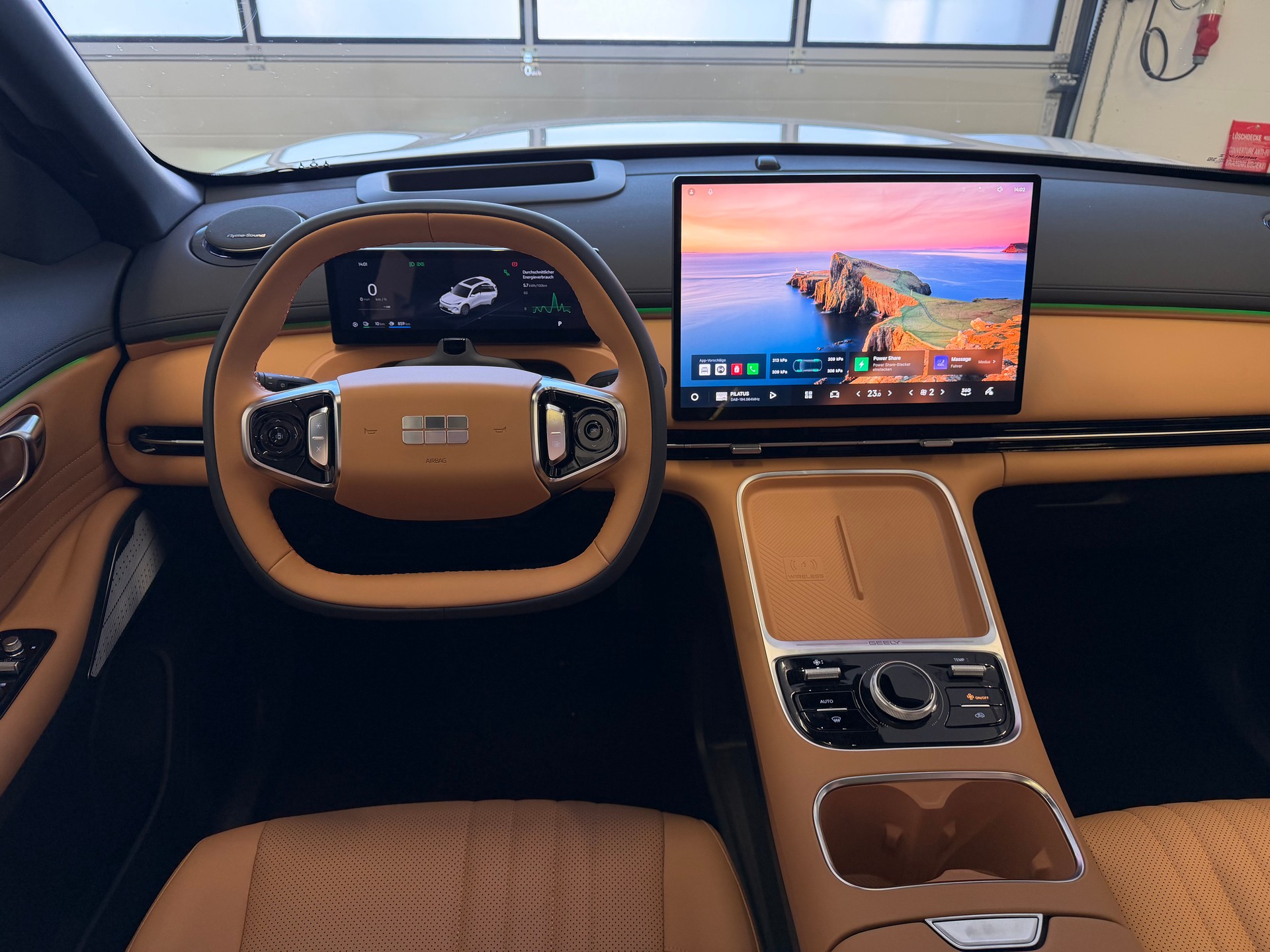 GEELY Starray EM-i Max+ mit grossem 29.8kw Akku / Inneraum Bernsteinbraun / alle Optionen / 8 Jahre 200'000km Werksgarantie-image-19