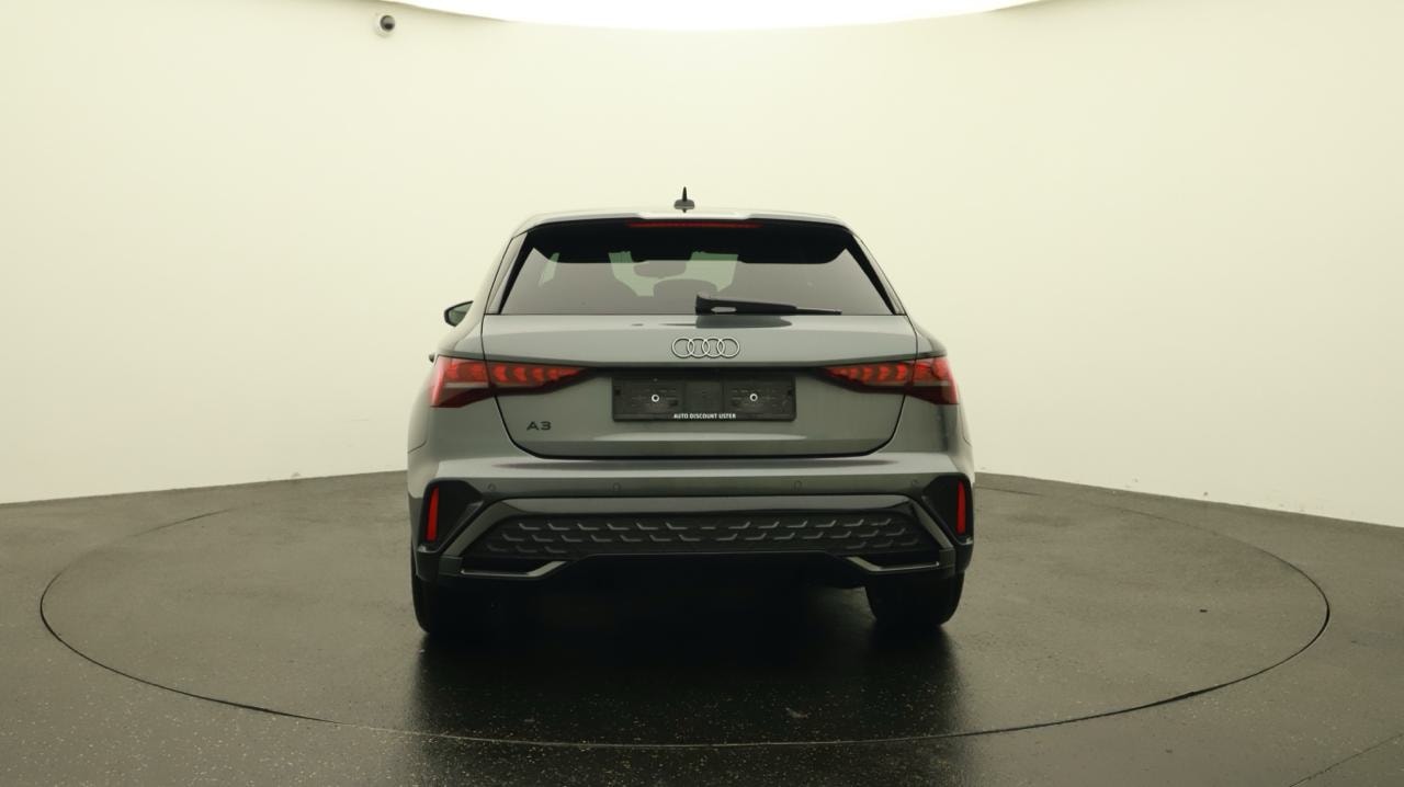 AUDI A3 Sportback TFSI 110 kW S line S tronic-showroom-element-3
