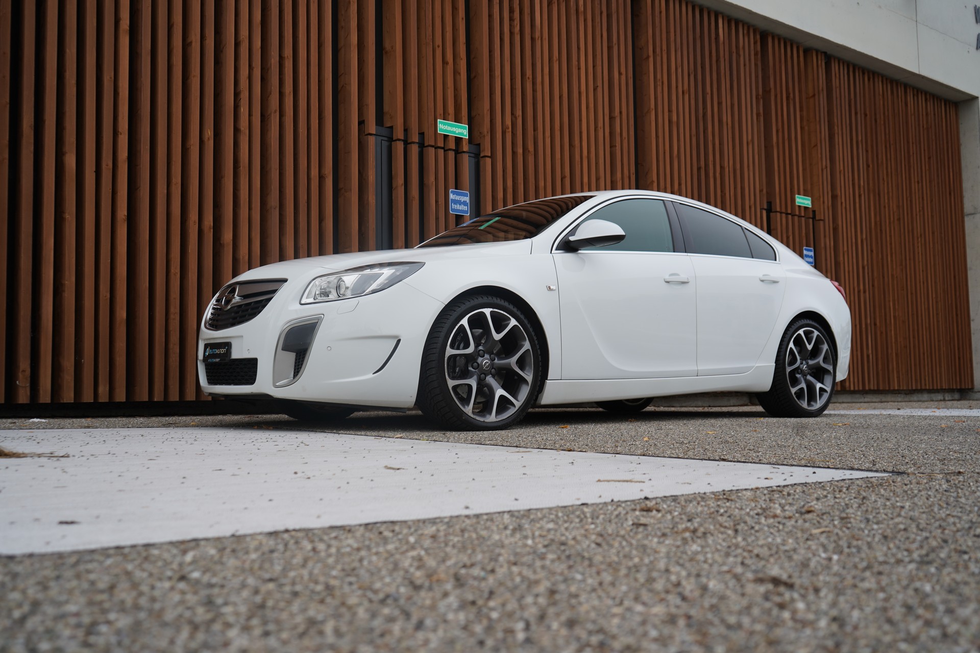 OPEL INSIGNIA 2.8 TURBO OPC 4WD AUTOMATIC l 325 PS-image-6