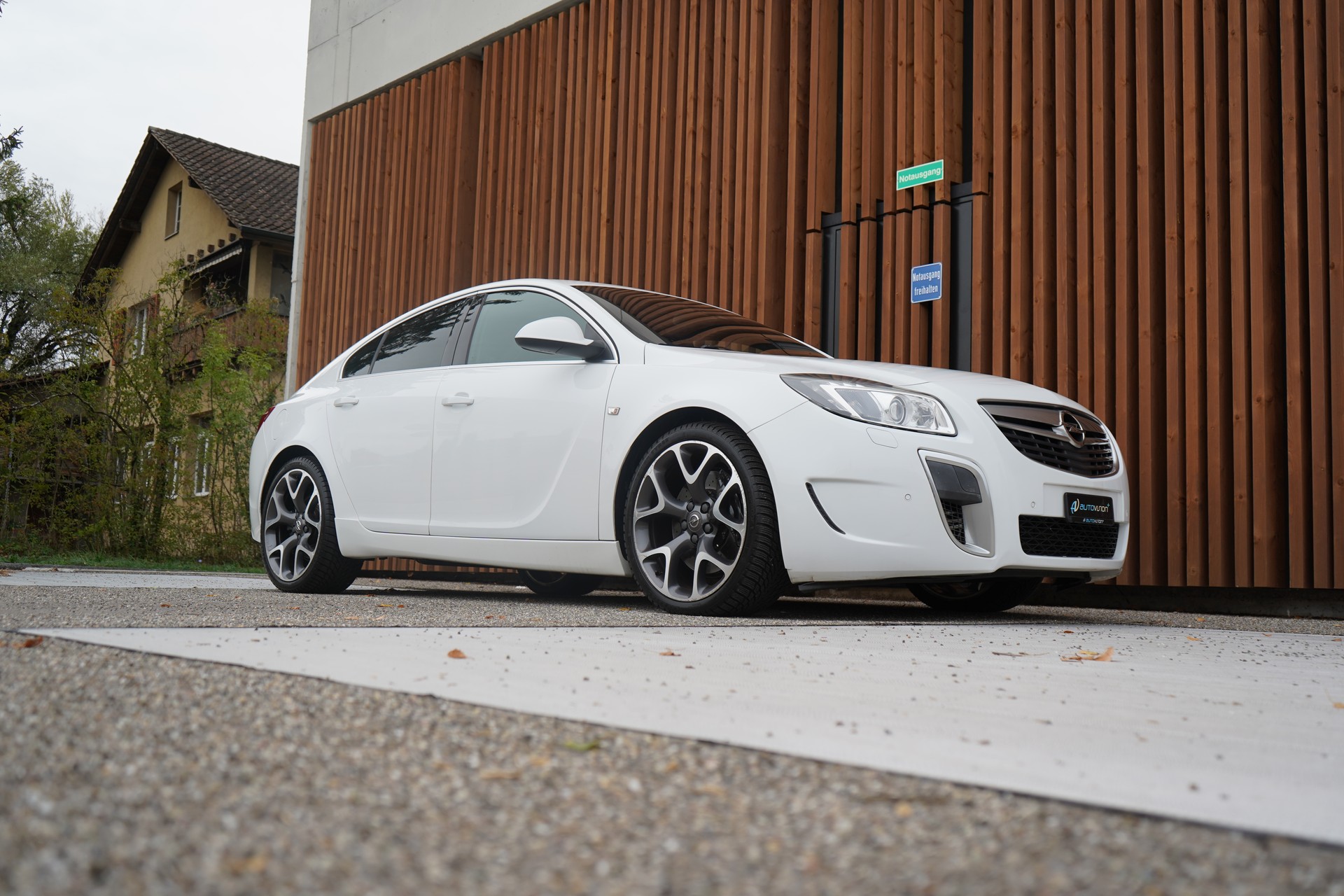 OPEL INSIGNIA 2.8 TURBO OPC 4WD AUTOMATIC l 325 PS-image-10