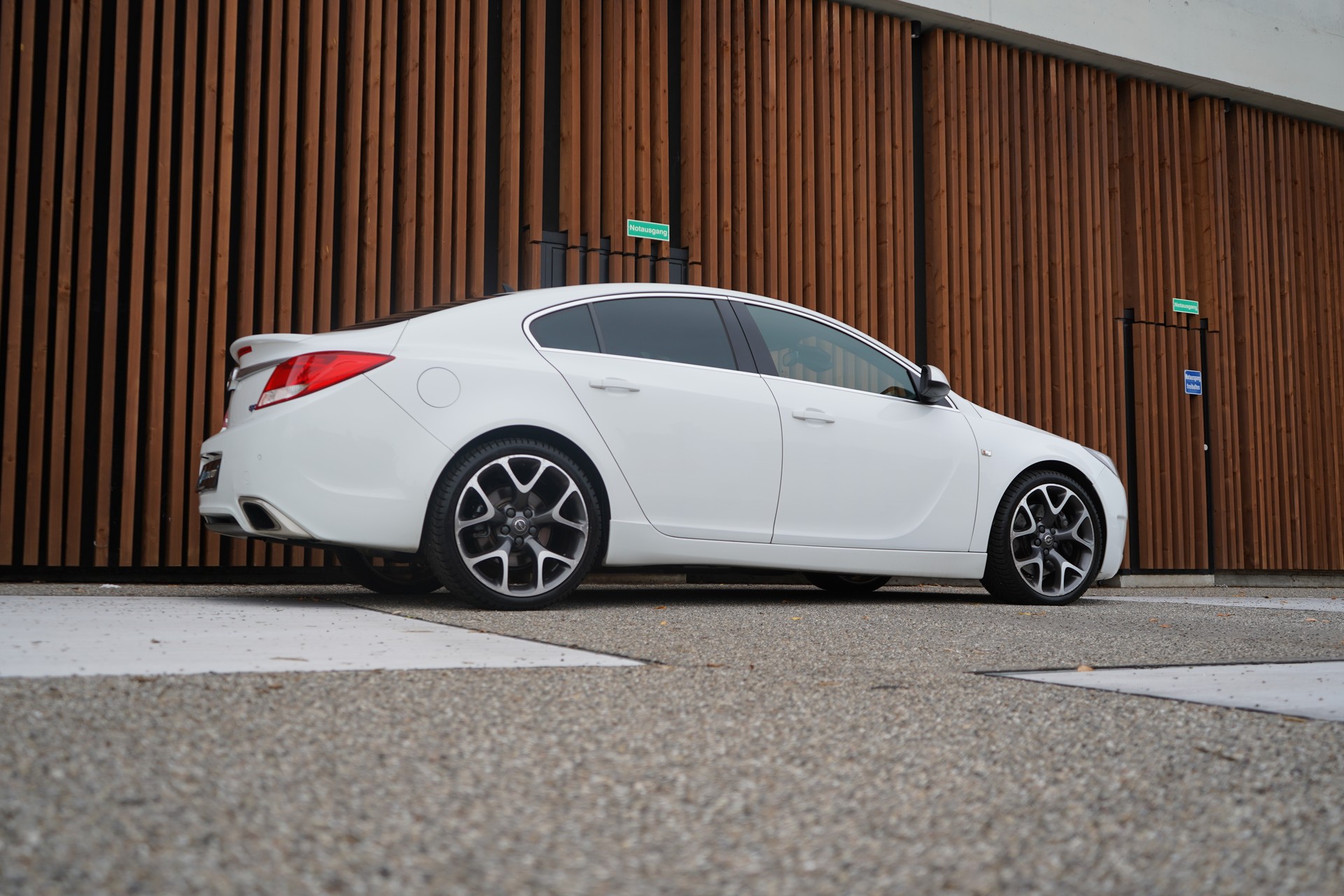 OPEL INSIGNIA 2.8 TURBO OPC 4WD AUTOMATIC l 325 PS-image-11