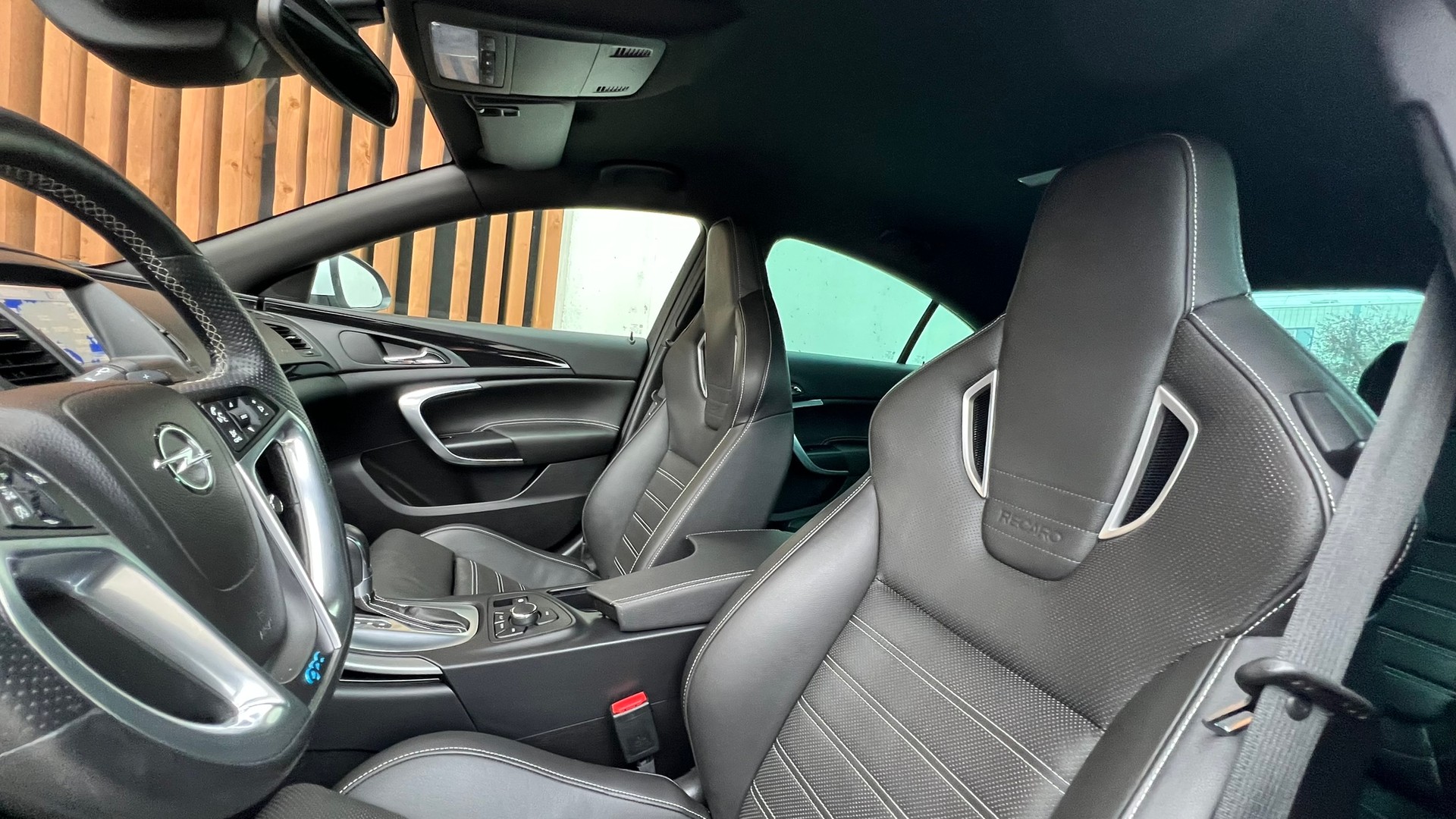 OPEL INSIGNIA 2.8 TURBO OPC 4WD AUTOMATIC l 325 PS-image-23