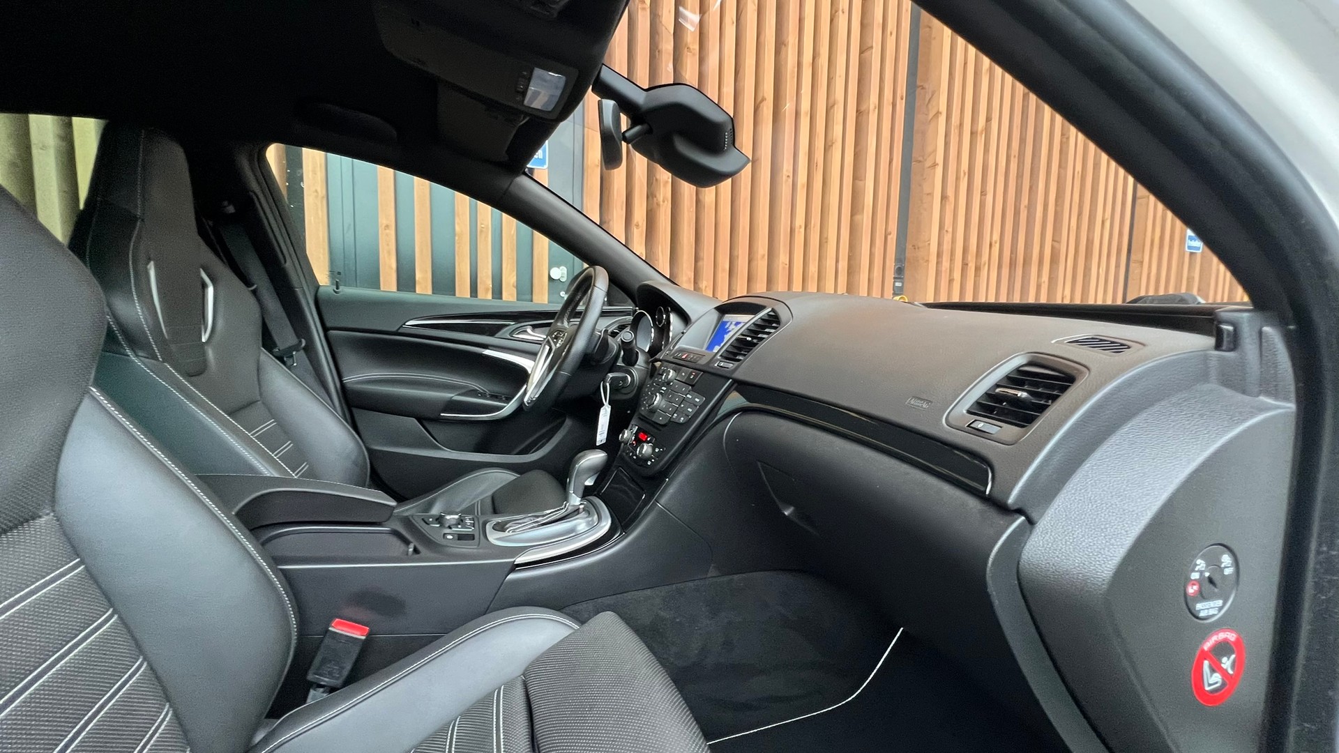 OPEL INSIGNIA 2.8 TURBO OPC 4WD AUTOMATIC l 325 PS-image-26