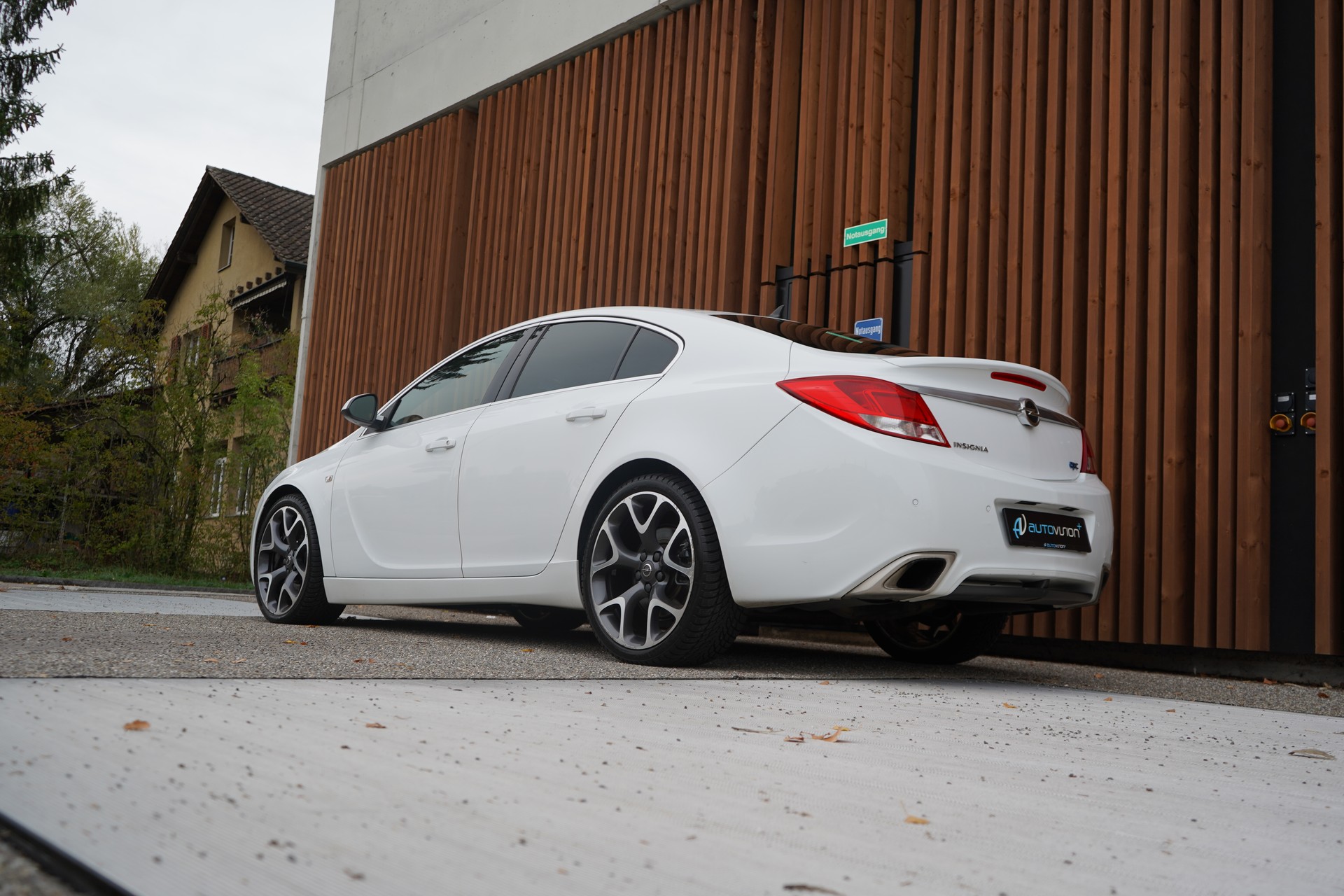 OPEL INSIGNIA 2.8 TURBO OPC 4WD AUTOMATIC l 325 PS-image-5