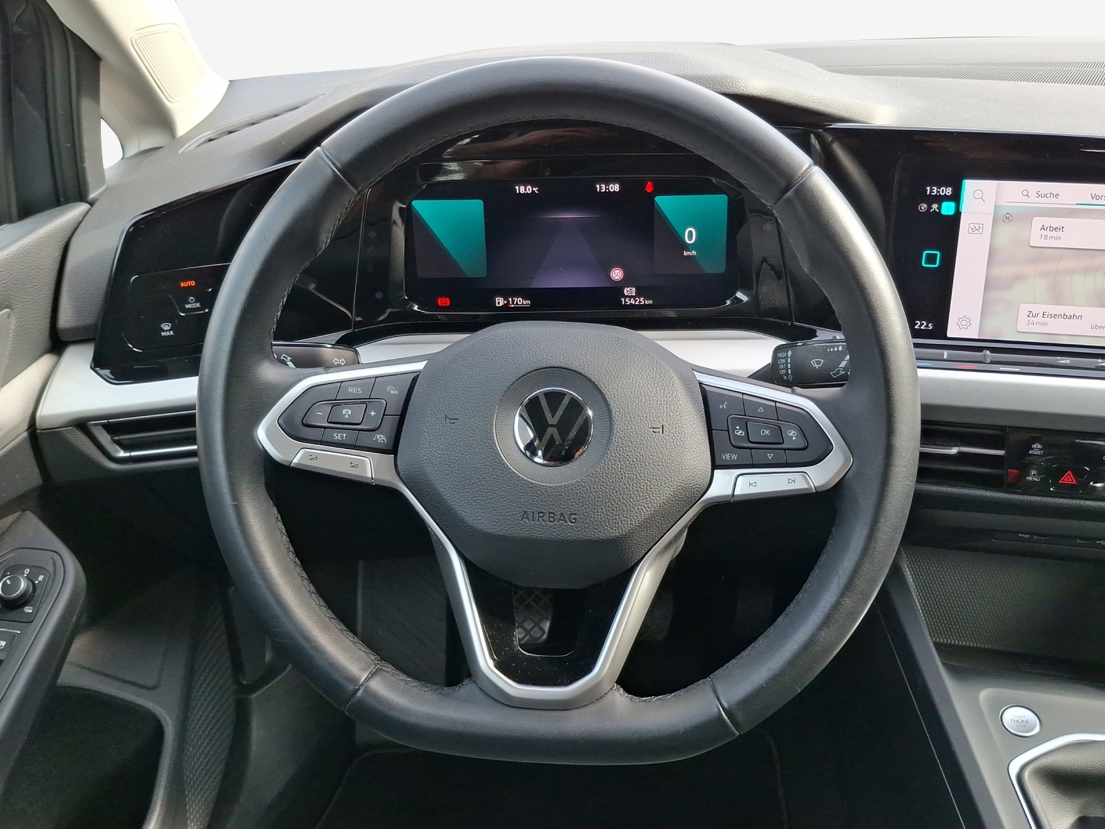 VW Golf 1.0 TSI Life-image-9