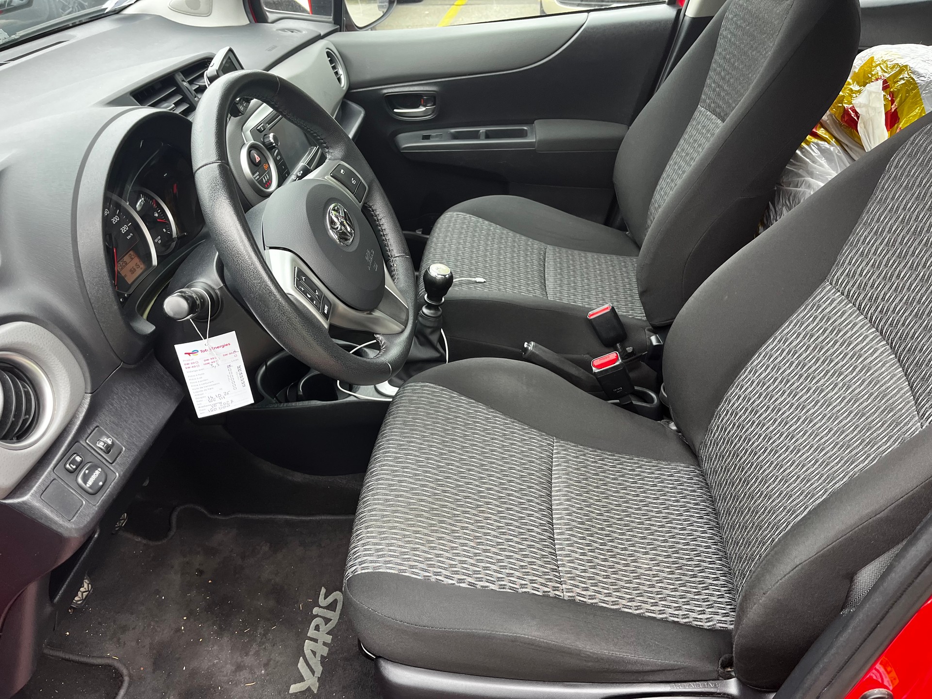 TOYOTA Yaris 1.33 Sol-image-8