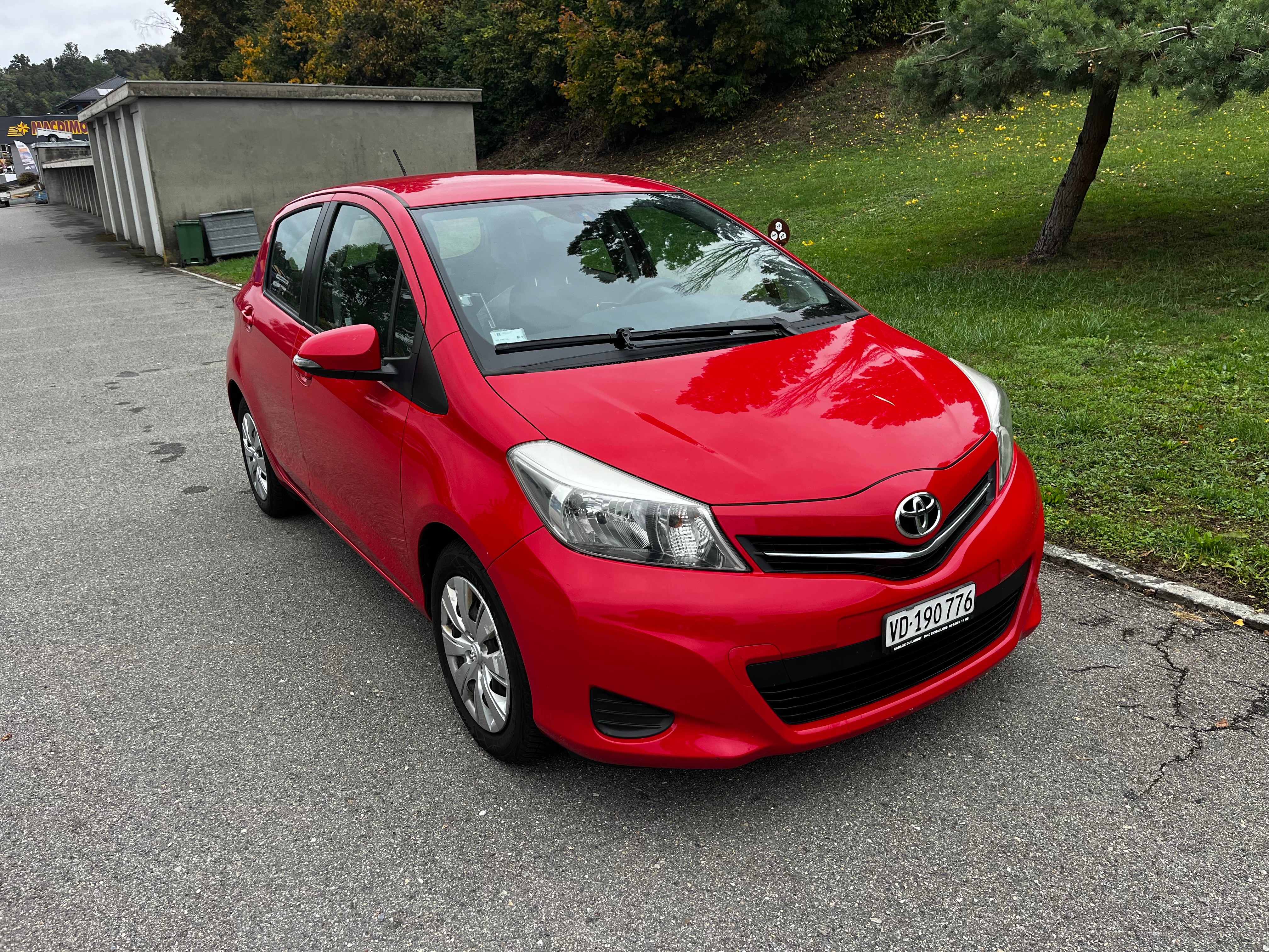 Car photo