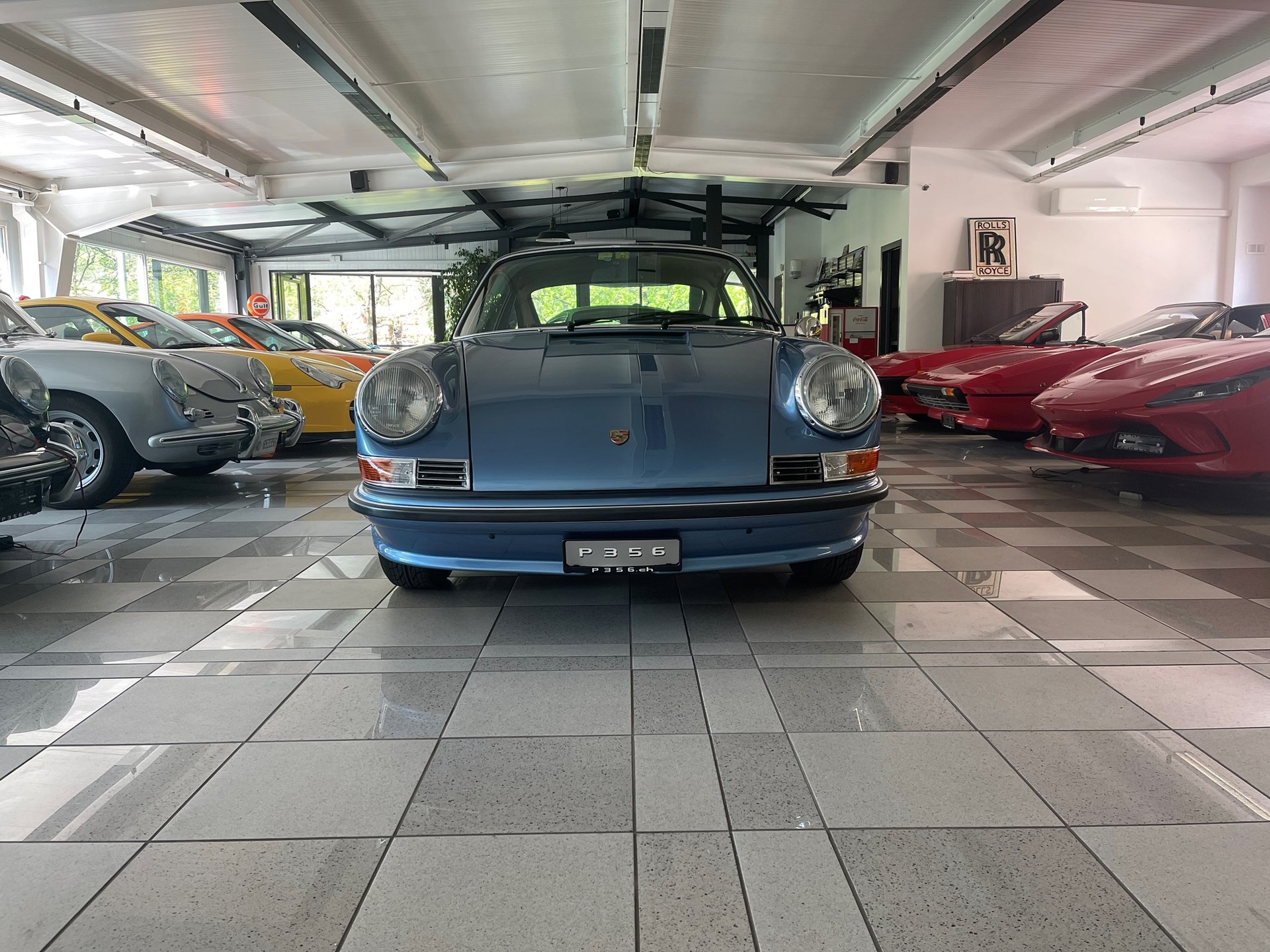 PORSCHE 911 2.4 S-image-0