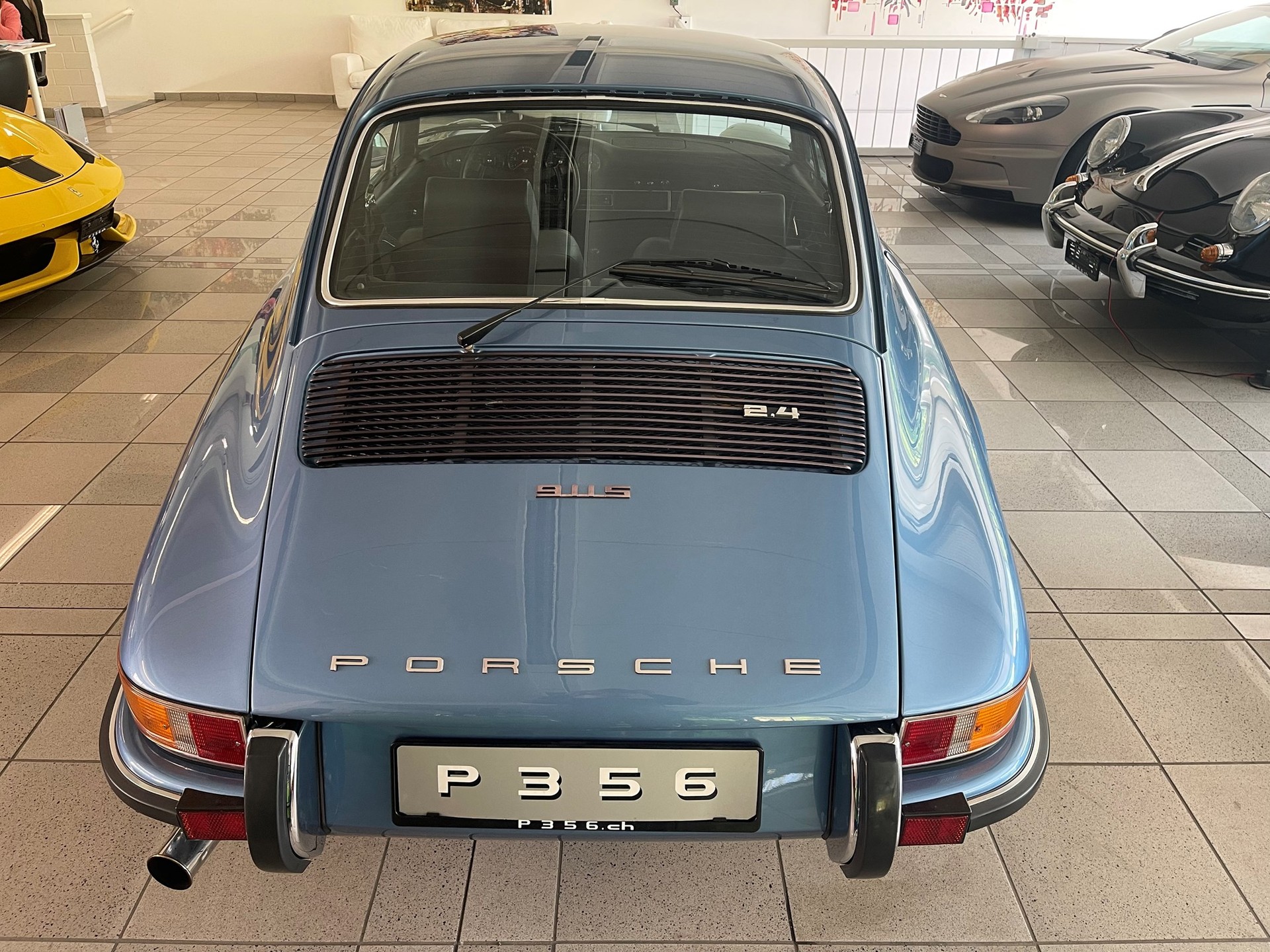PORSCHE 911 2.4 S-image-5
