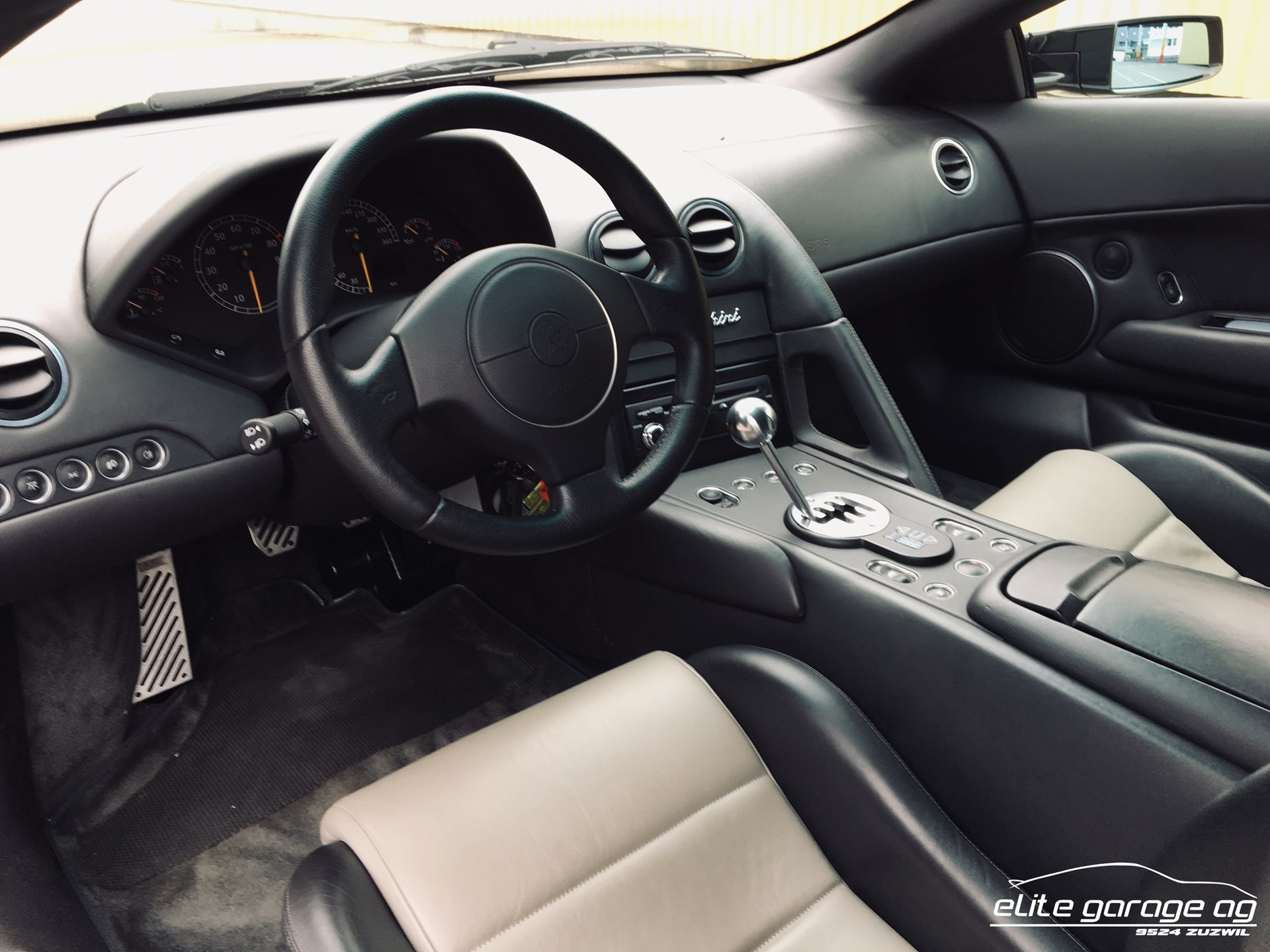 LAMBORGHINI Murciélago 6.2 Coupé-image-7