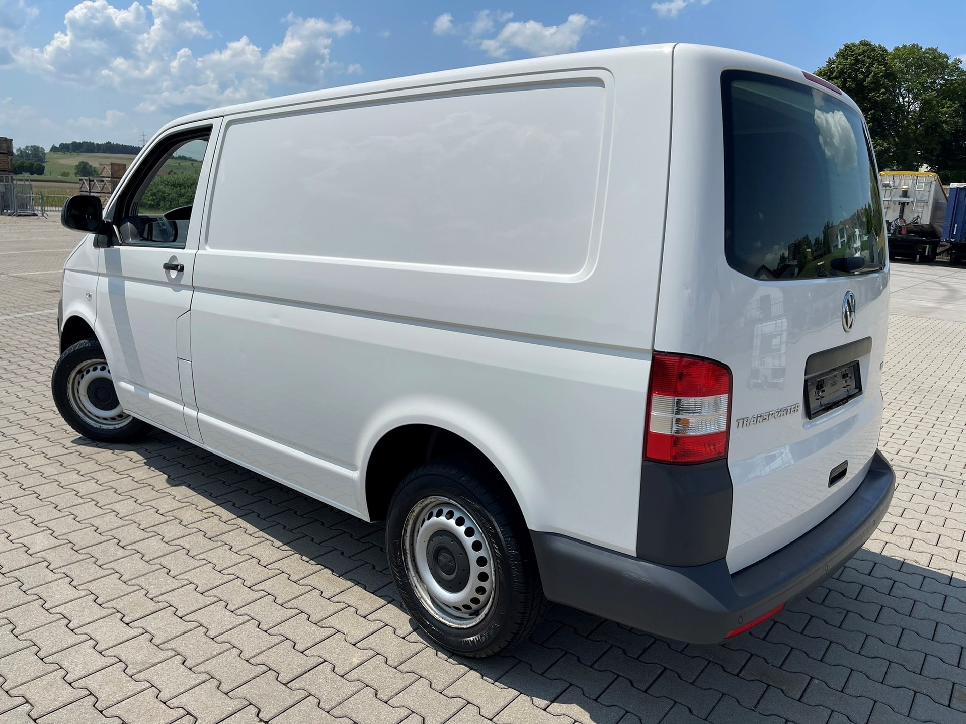 VW T5 2.0 TDI DSG-image-3