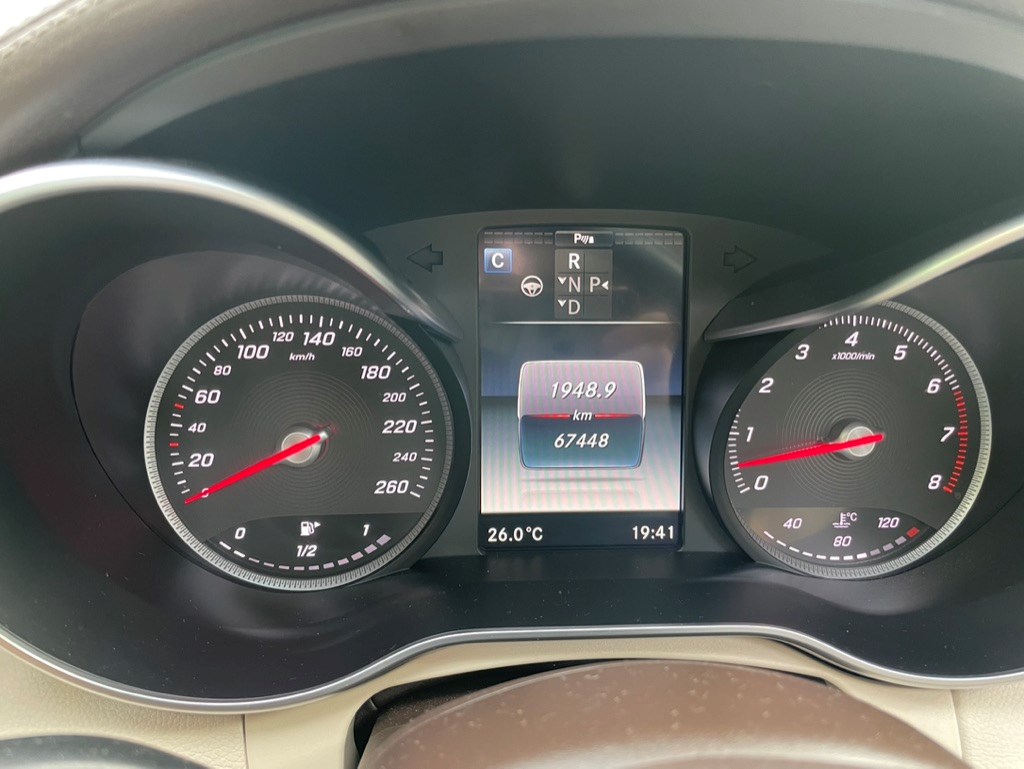 MERCEDES-BENZ C 400 Exclusive 4Matic 7G-Tronic-image-10