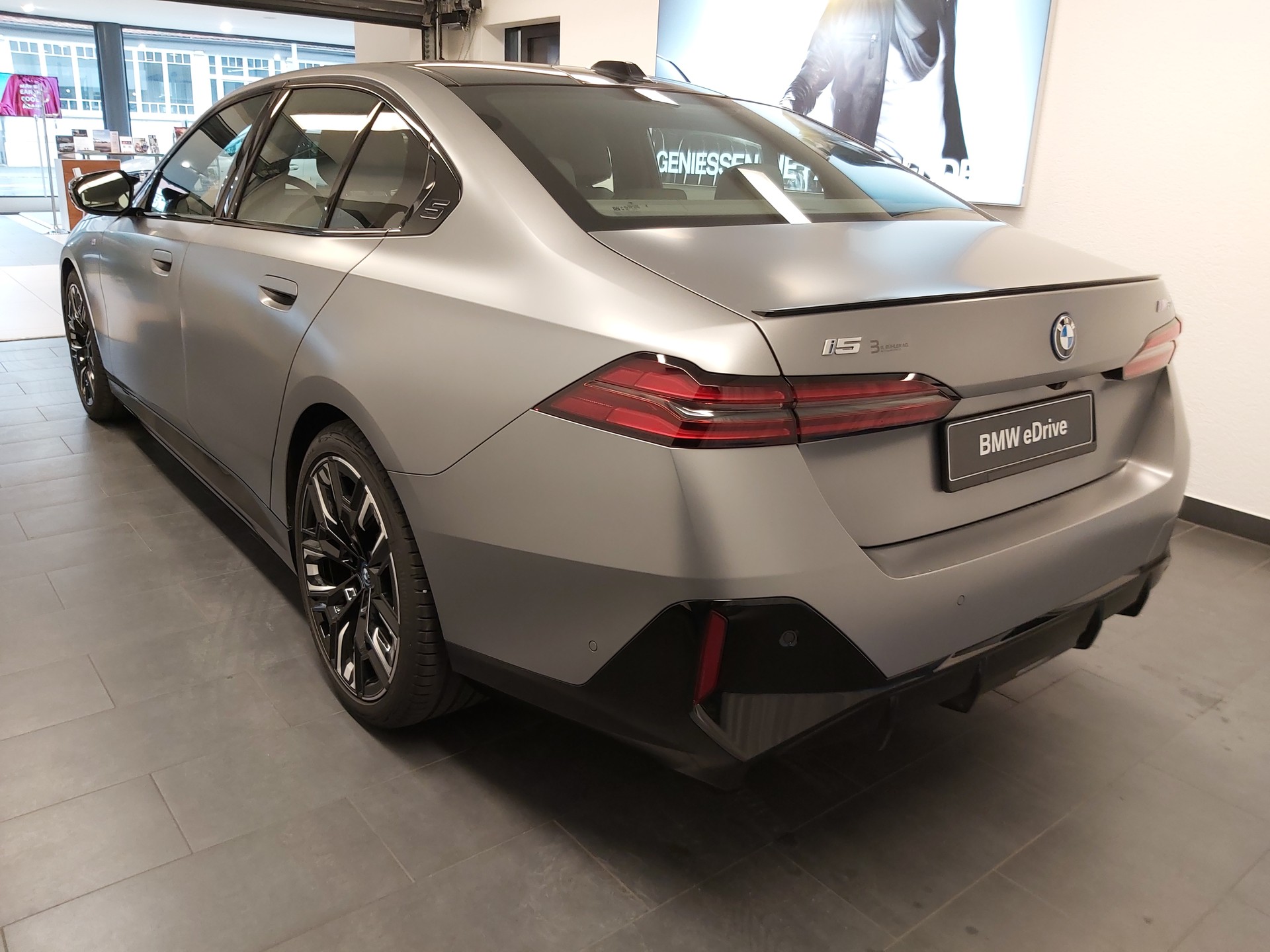 BMW i5 M60 xDrive M Sp. Pro-image-4