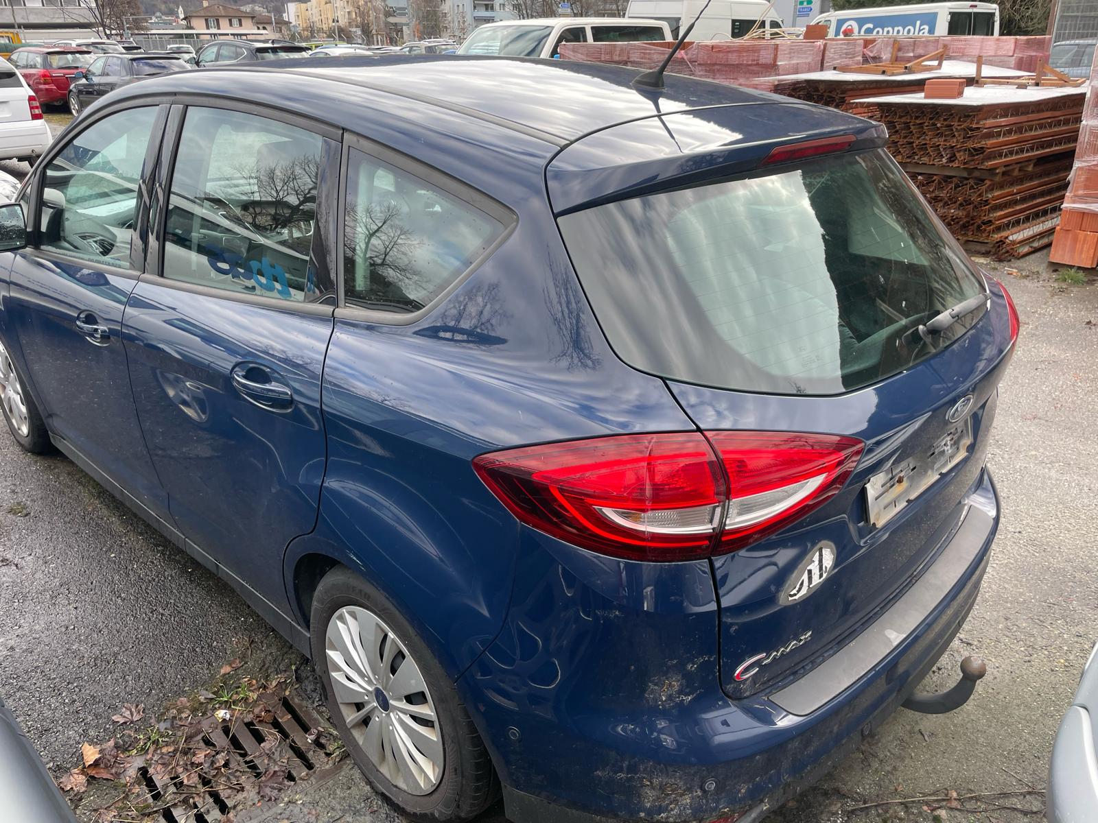 FORD C-Max 1.5 SCTi Trend-image-3